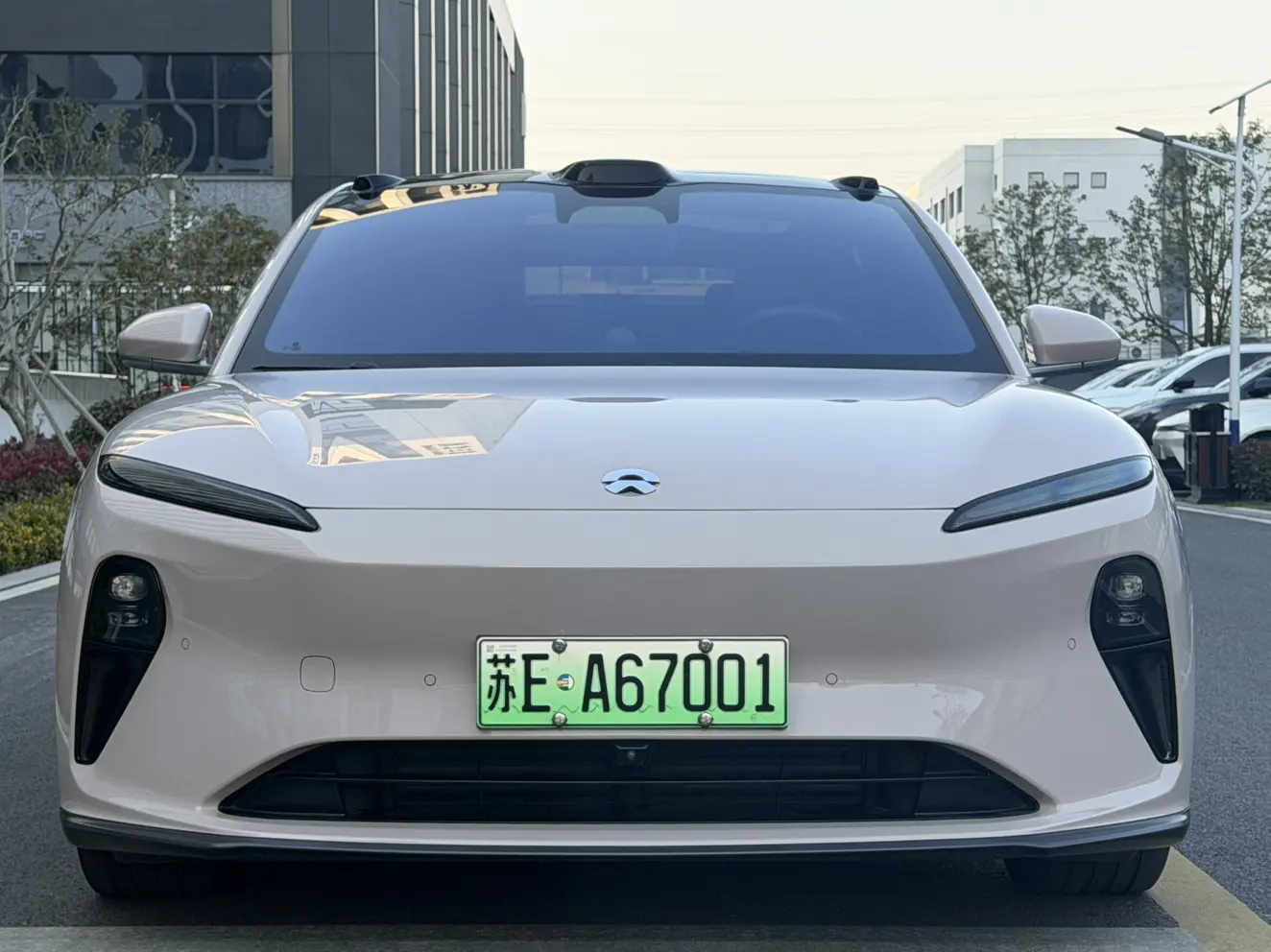 NIO ET5  из Китая