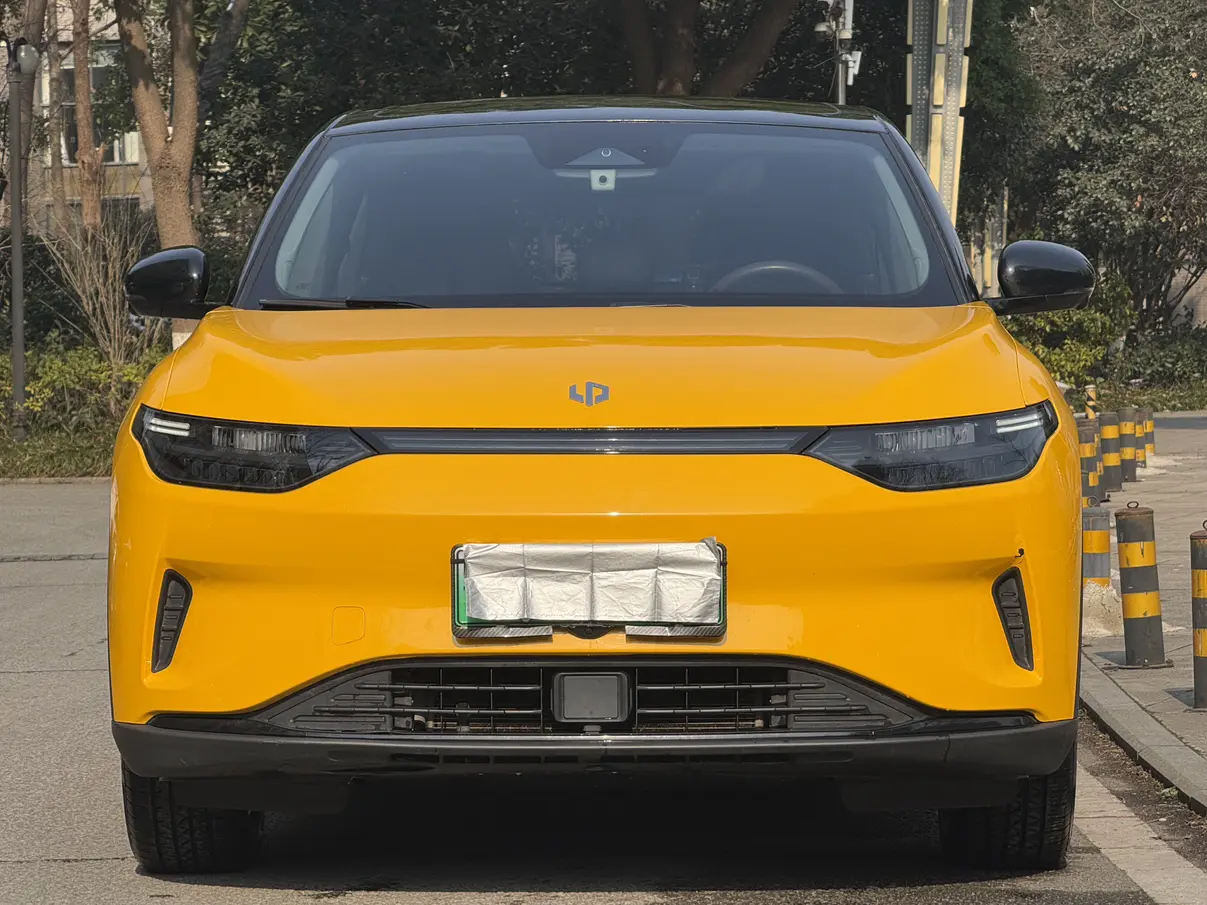 Leapmotor Zero running C11  из Китая