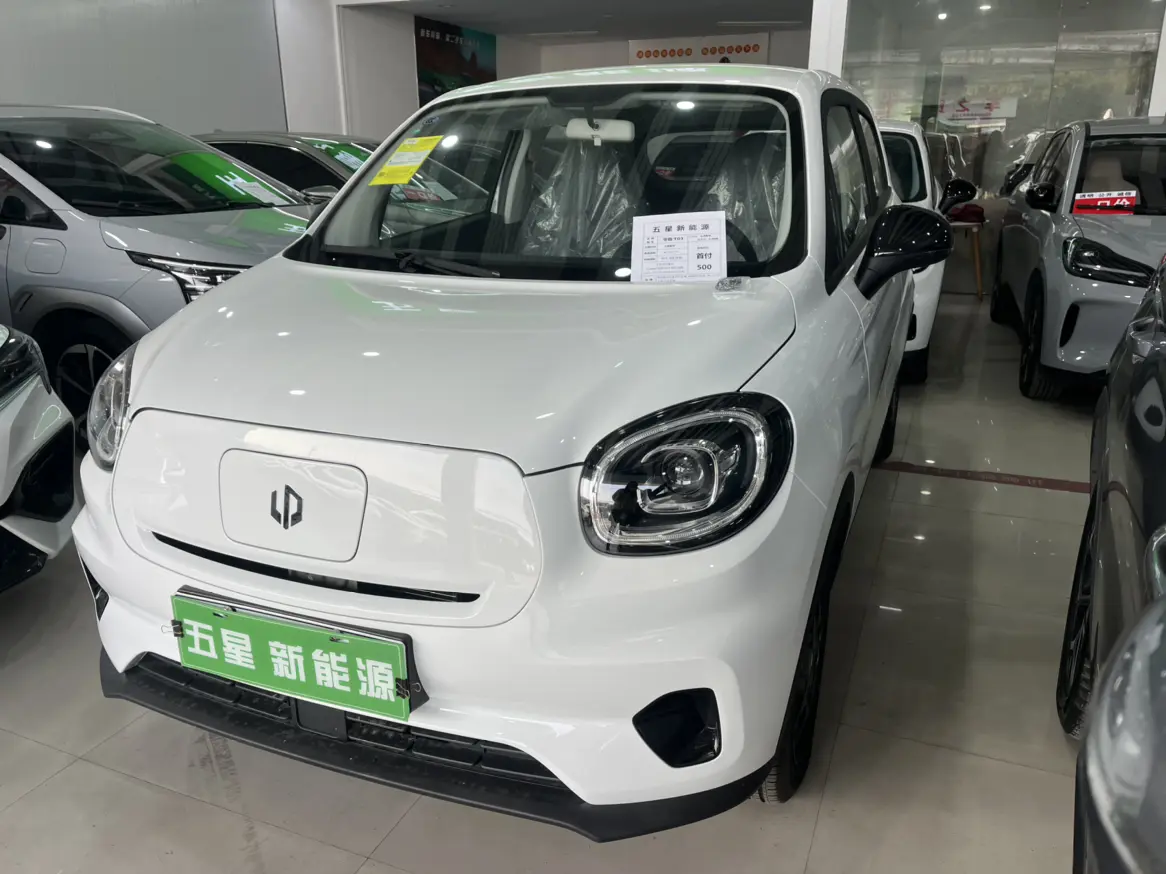 Leapmotor Zero running T03  из Китая