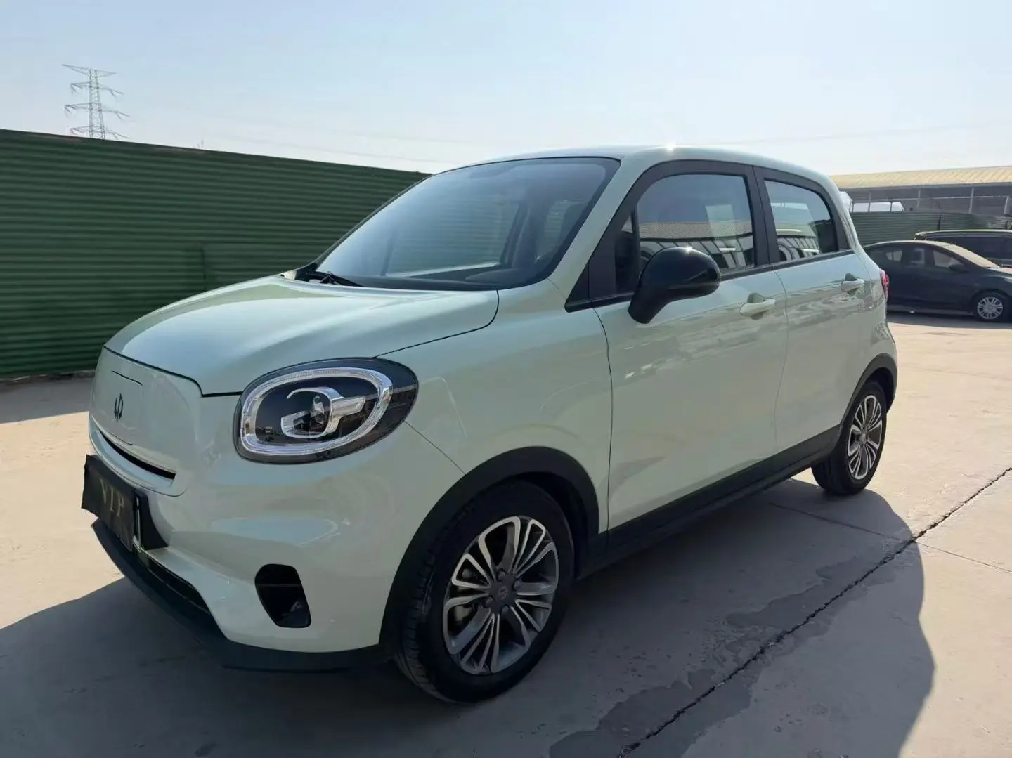 Leapmotor Zero running T03  из Китая