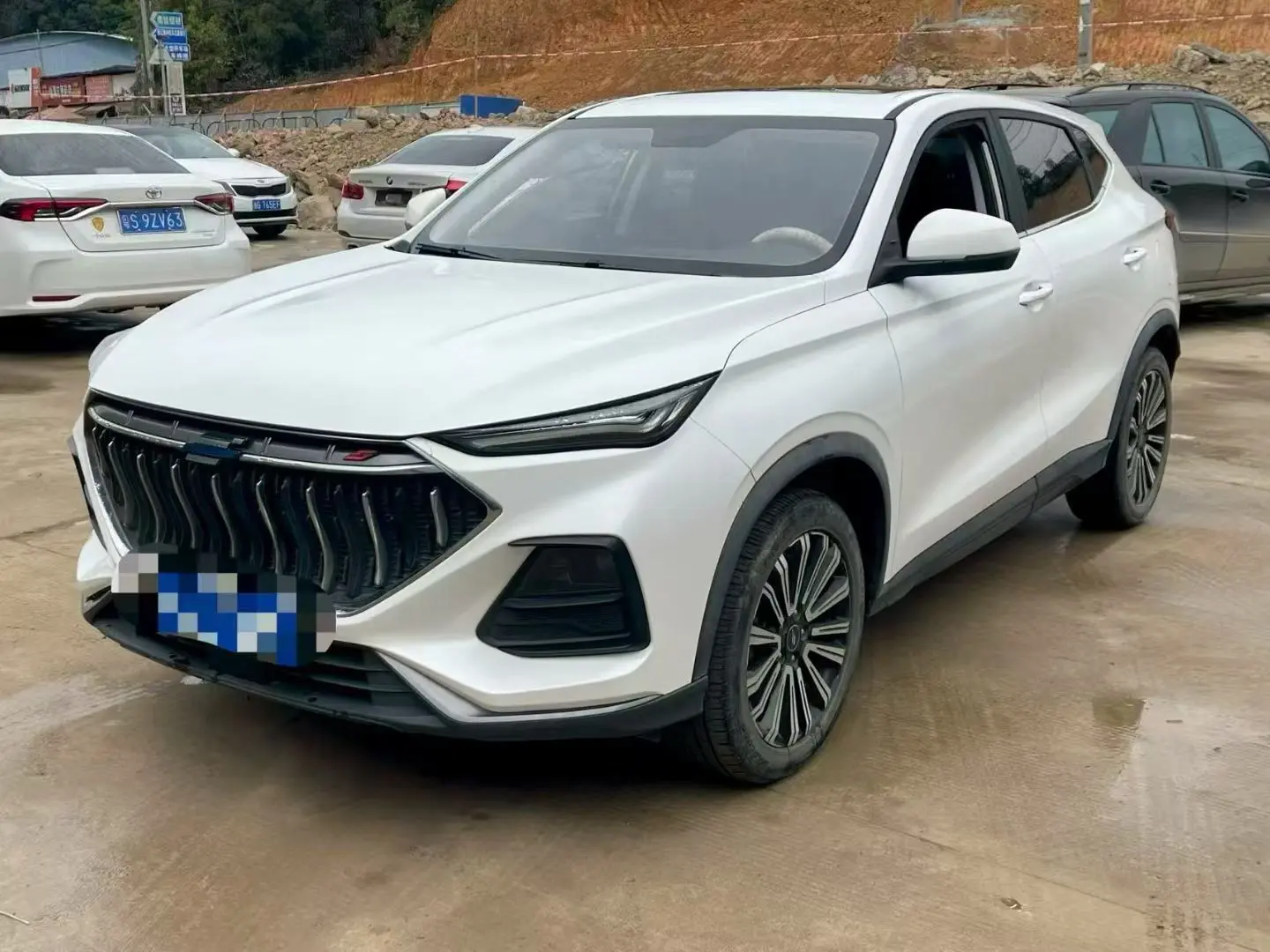 Oshan Changan Auchan X5  из Китая