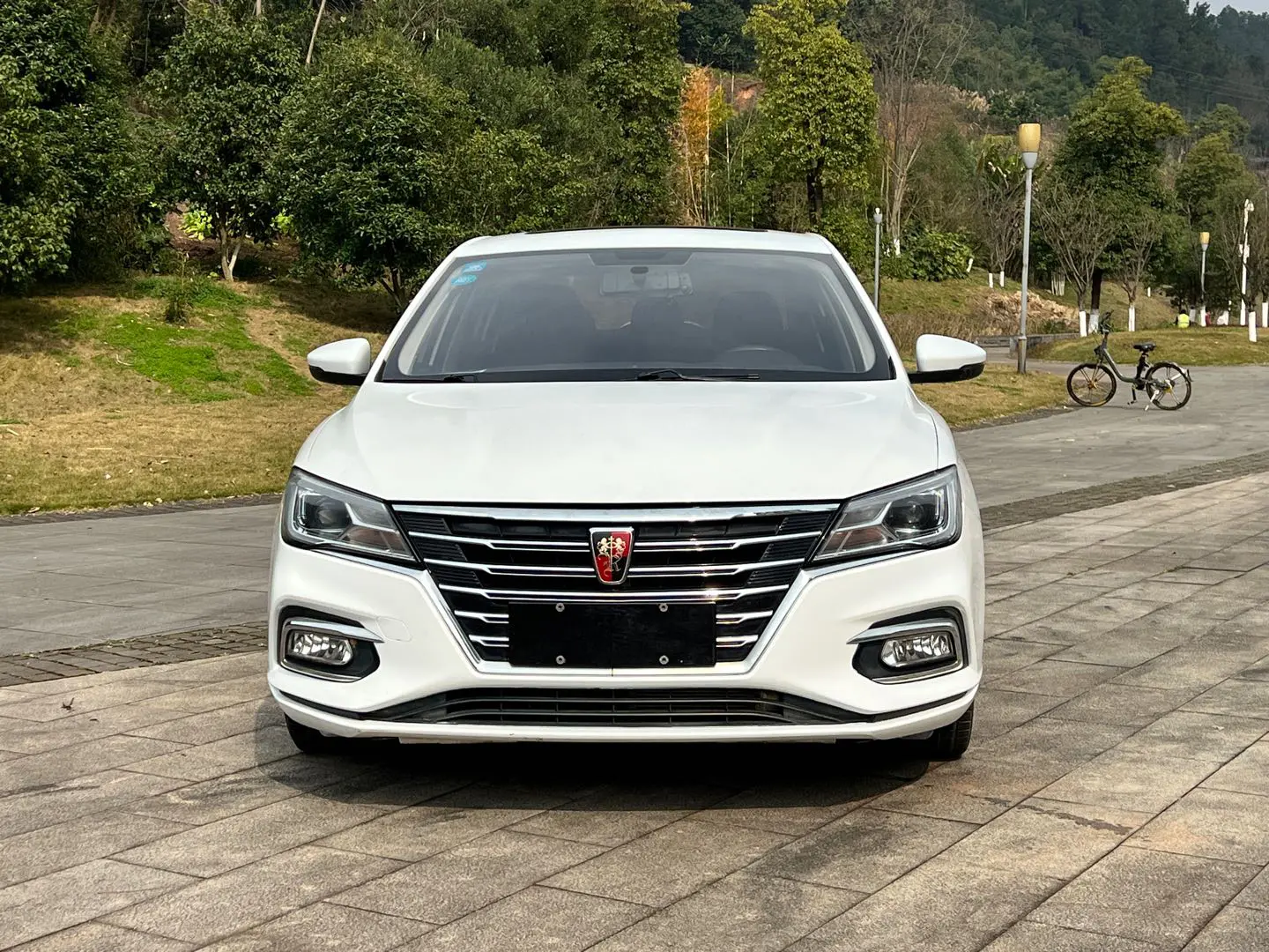 Roewe i5  из Китая