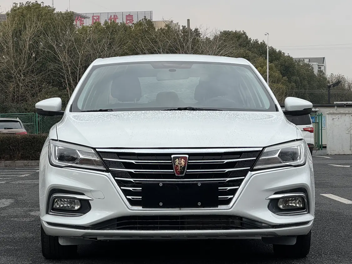 Roewe i5  из Китая