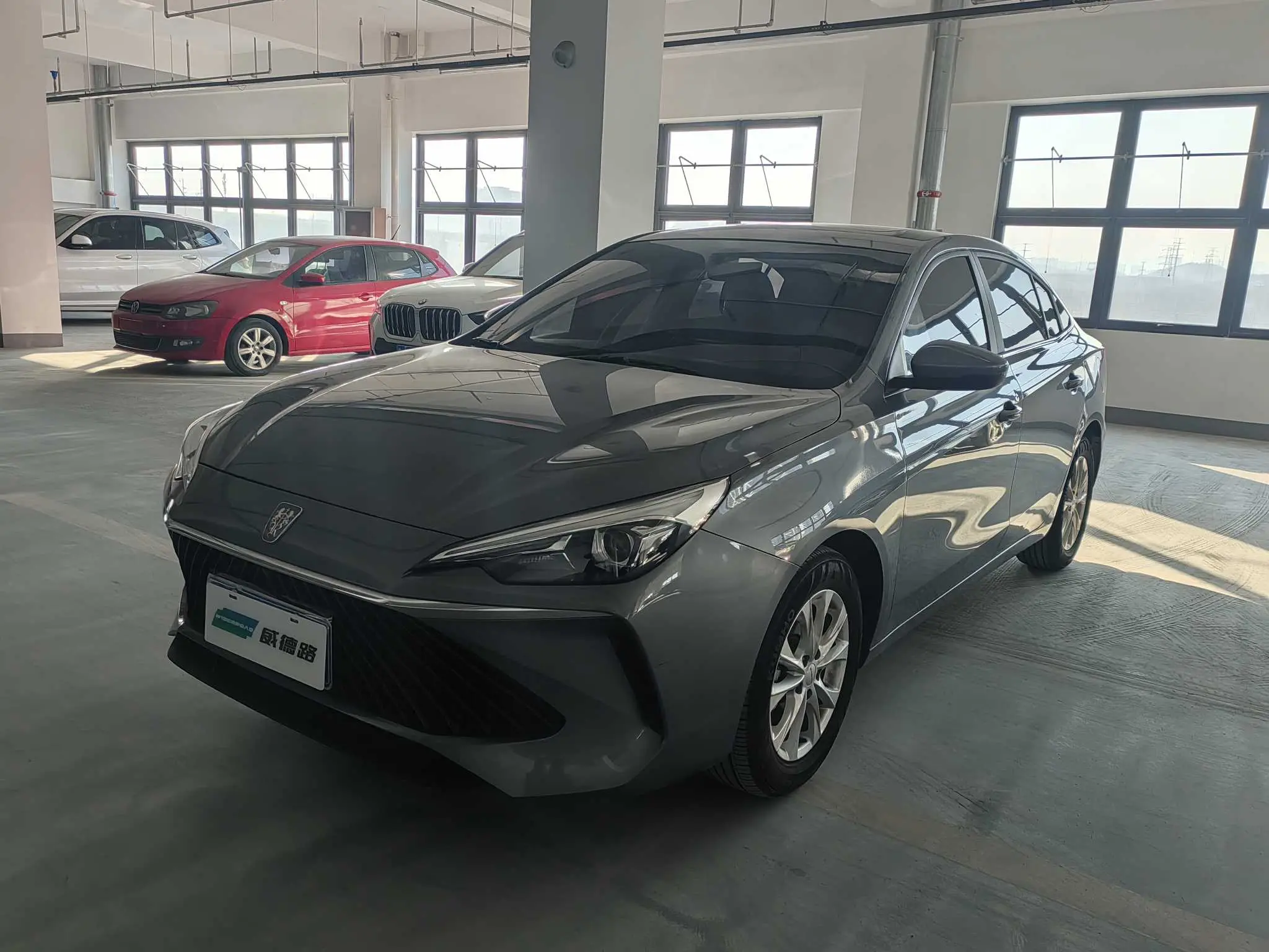 Roewe i5  из Китая
