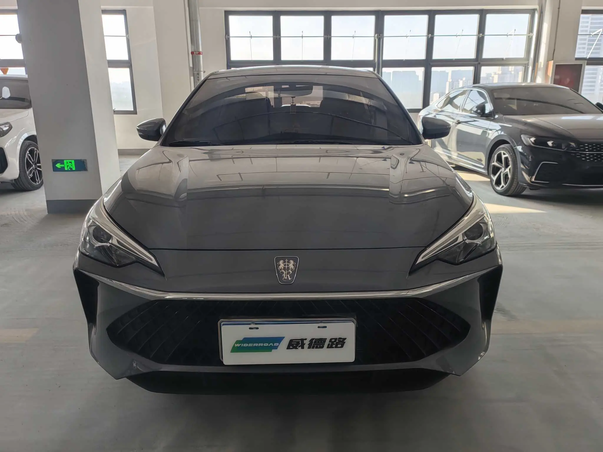 Roewe i5  из Китая