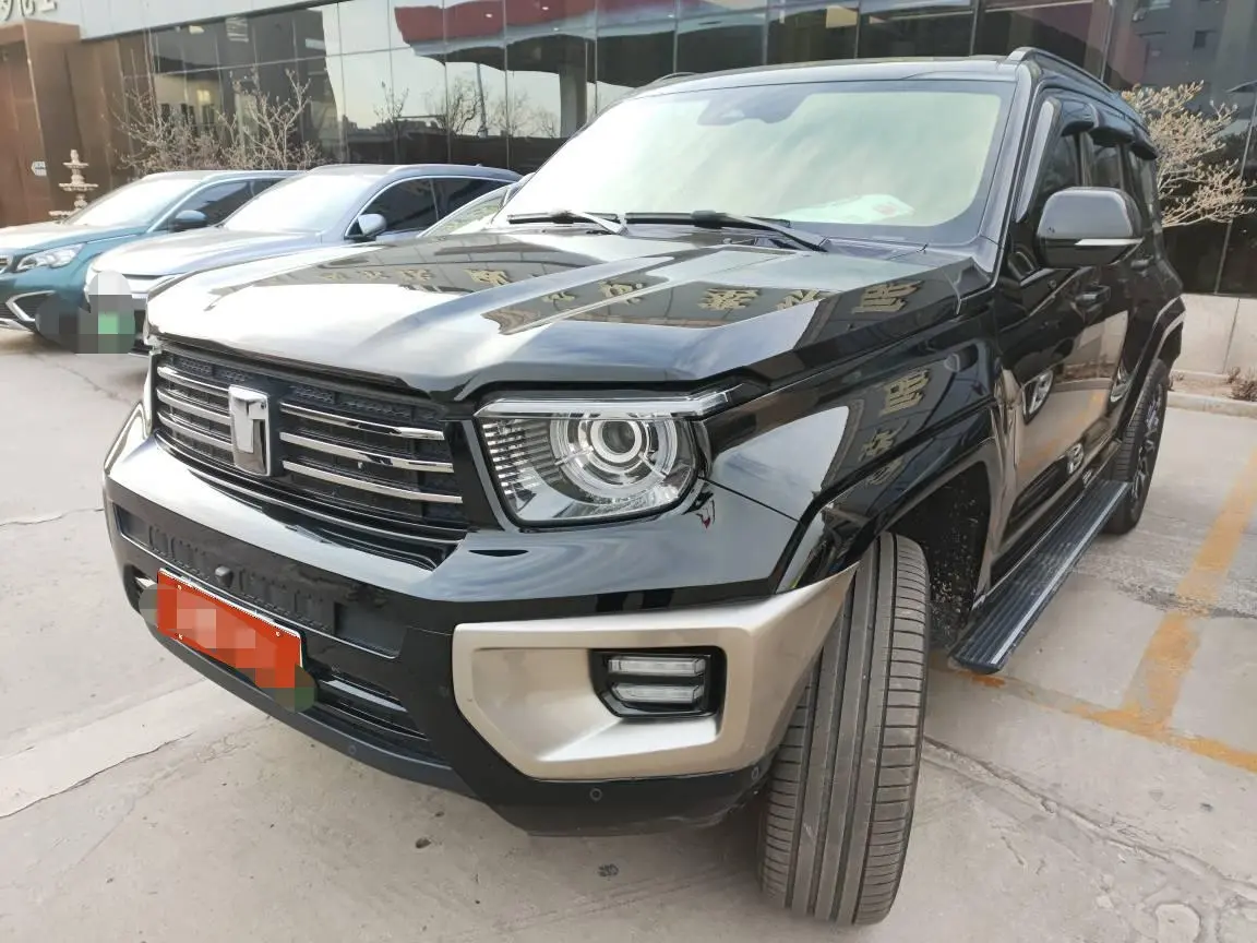 Tank 700 Hi4-T  из Китая