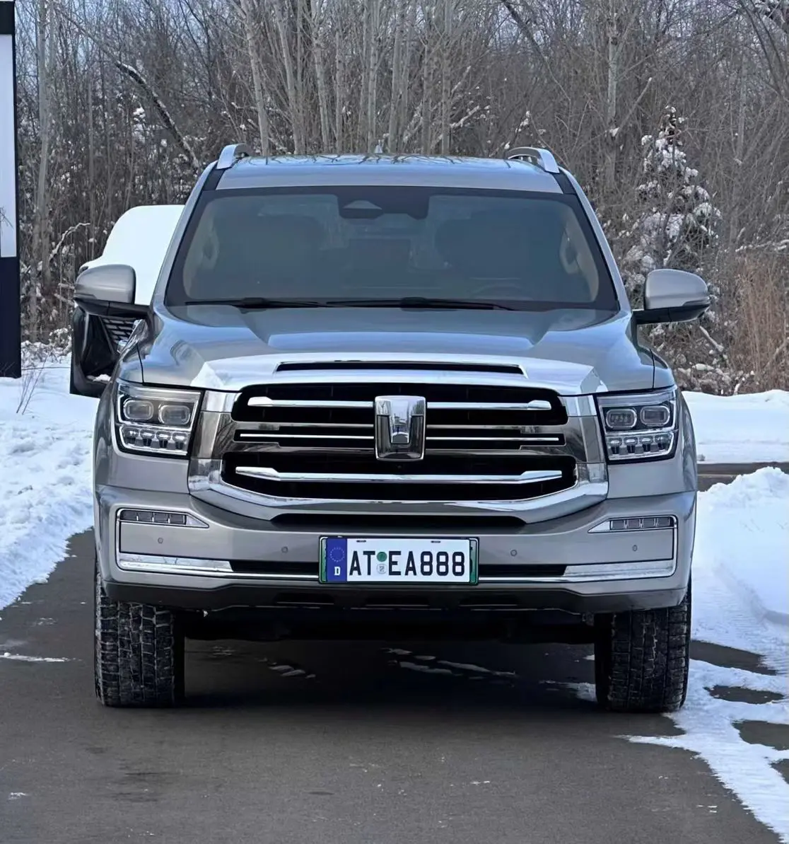 Tank 500 Hi4-T  из Китая