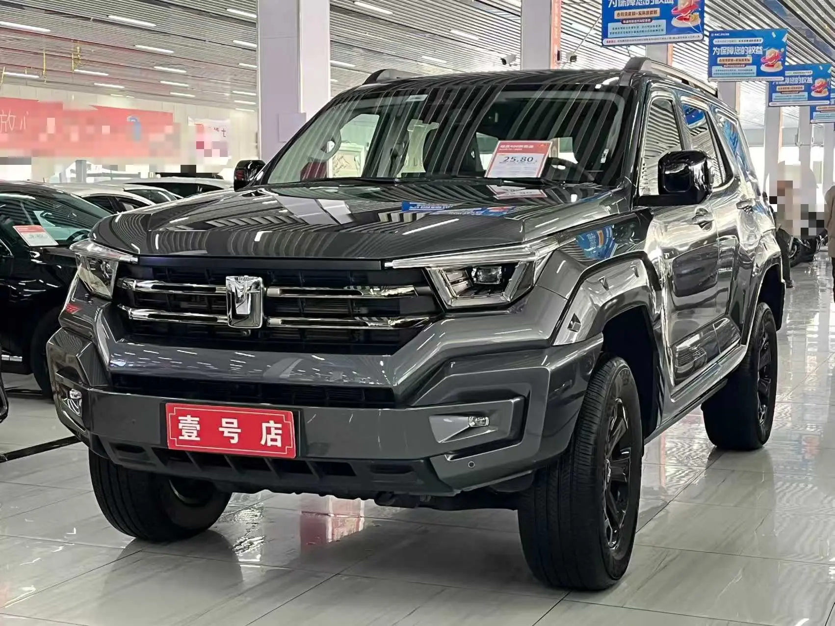 Tank 400 Hi4-T  из Китая