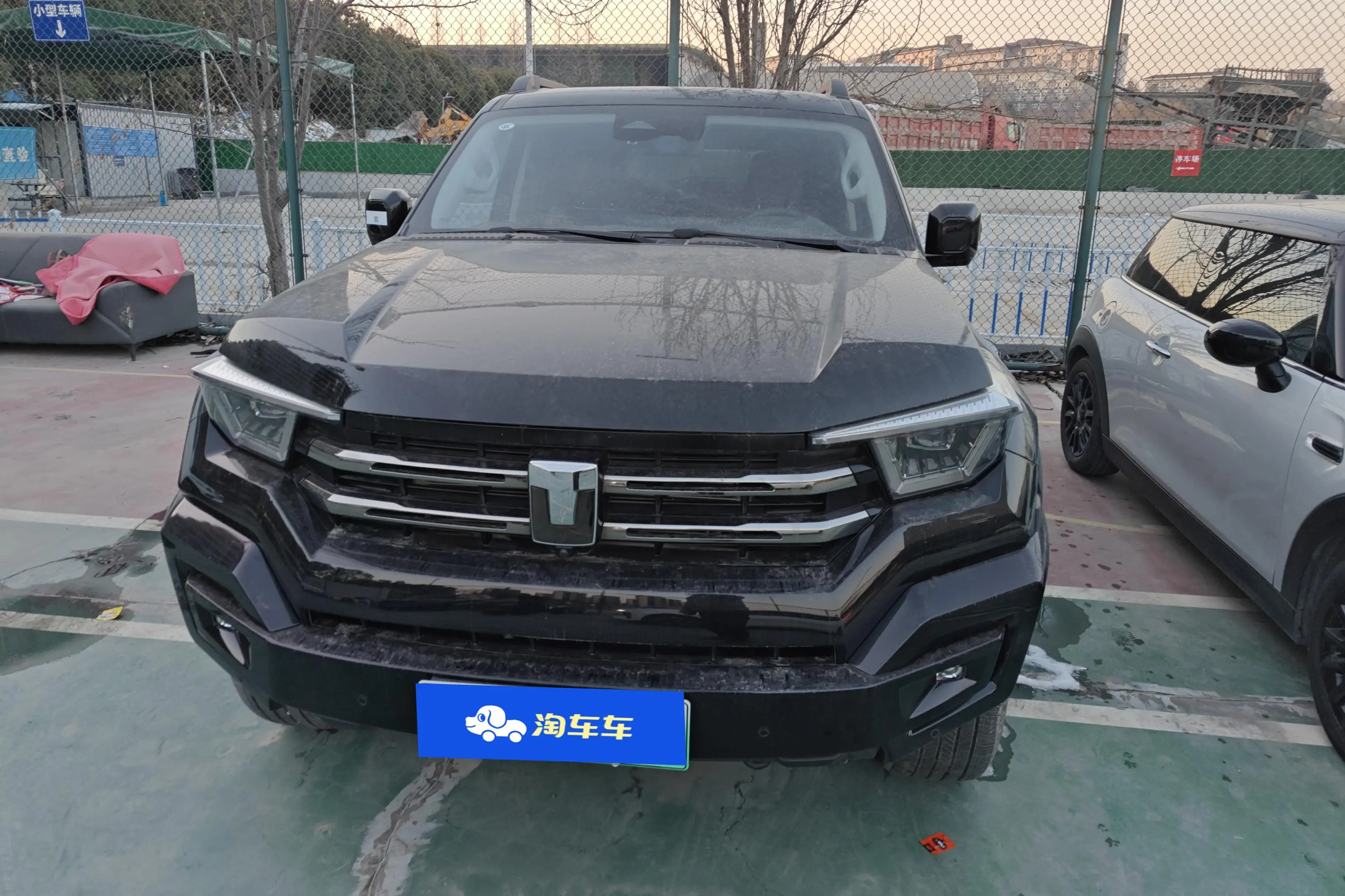 Tank 400 Hi4-T  из Китая