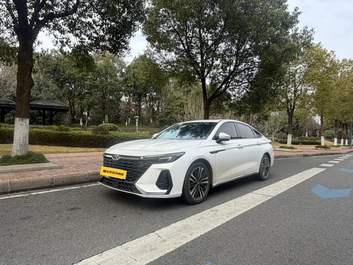 Chery Arrizo 8  из Китая