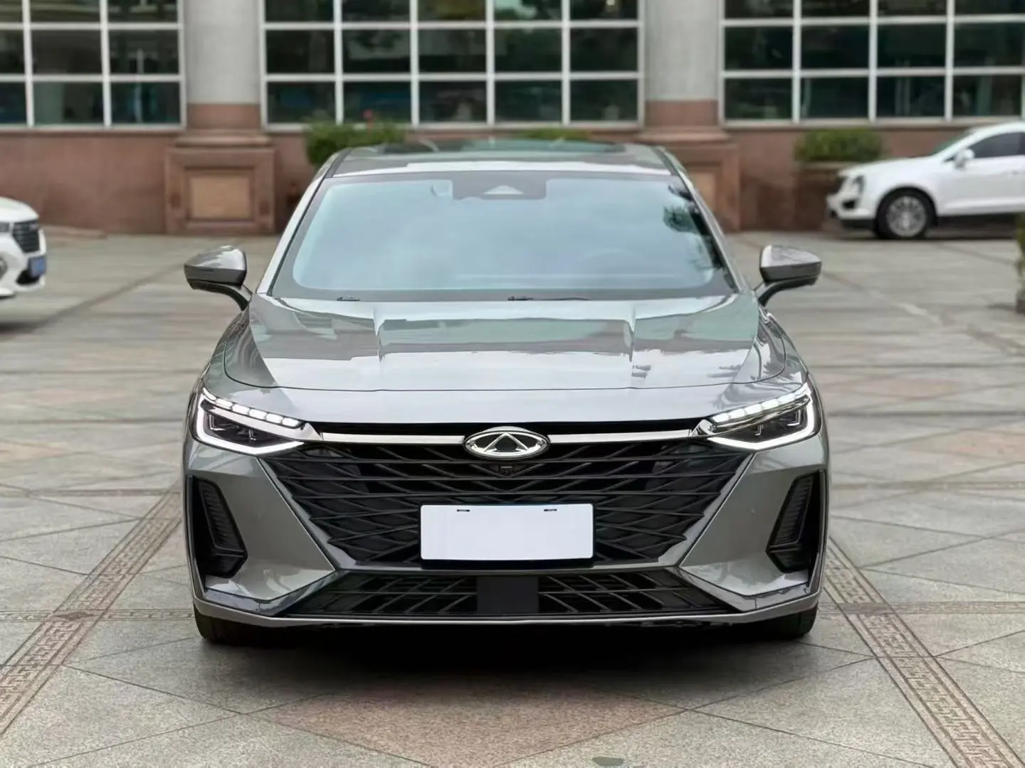 Chery Arrizo 8  из Китая