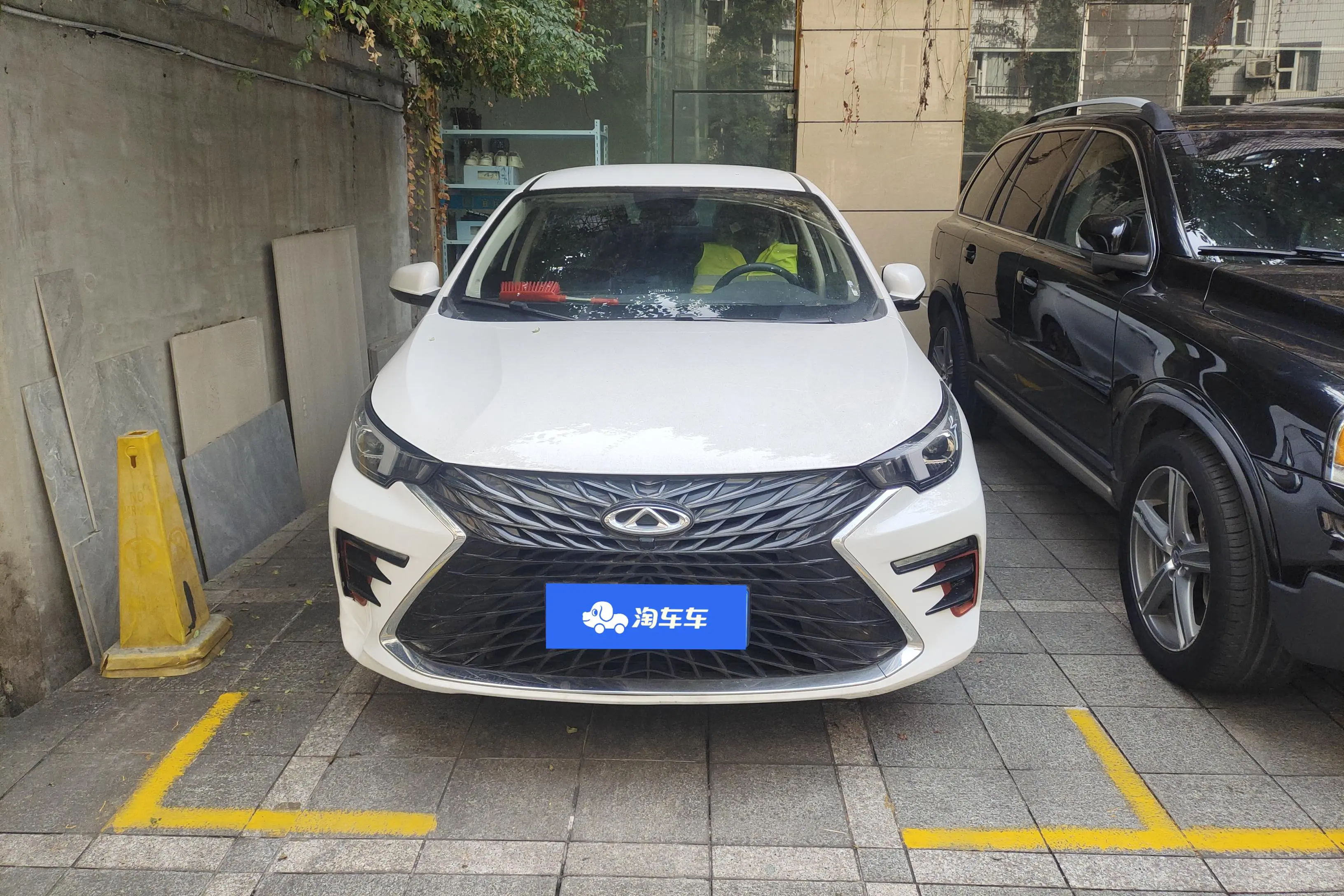 Omoda S5  из Китая