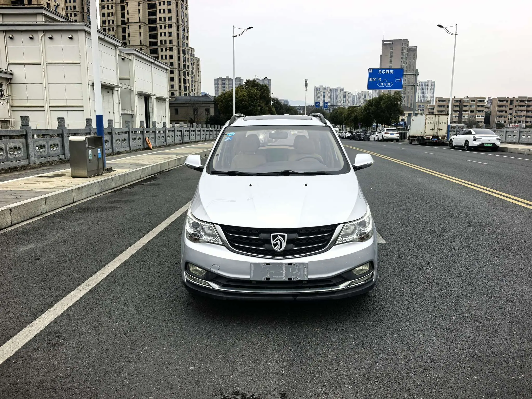 Baojun 730  из Китая