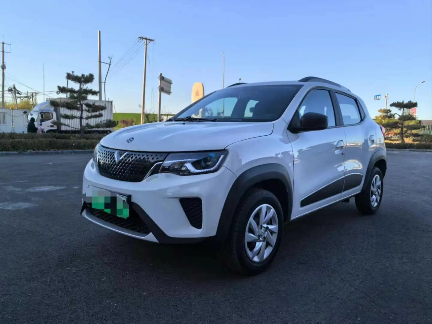 Kai Chen Venucia e30  из Китая