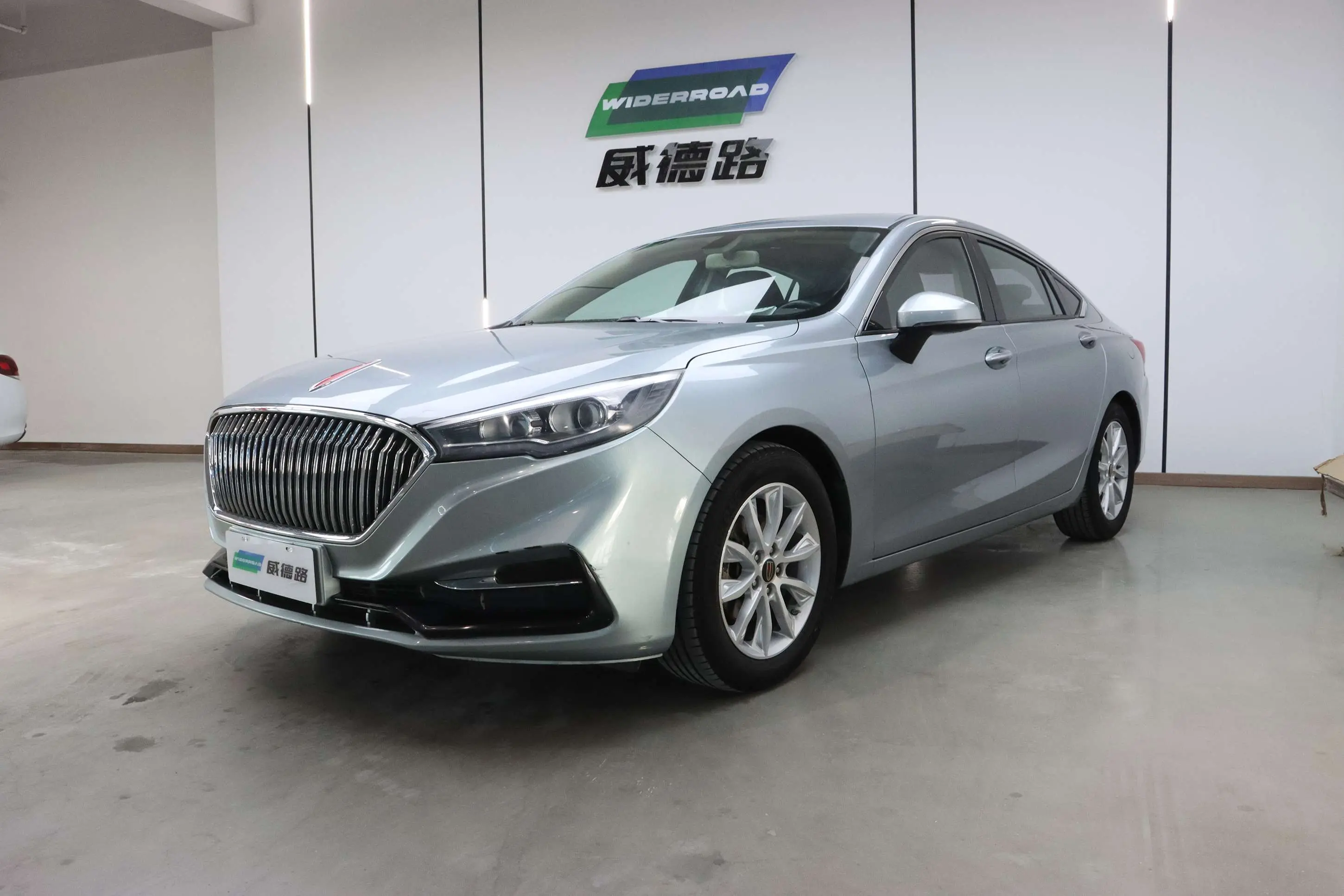 Hongqi H5 classic  из Китая