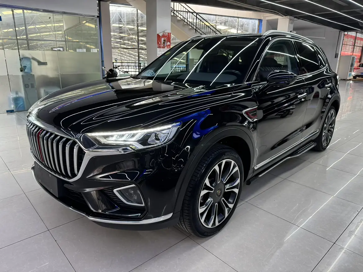 Hongqi HS5  из Китая