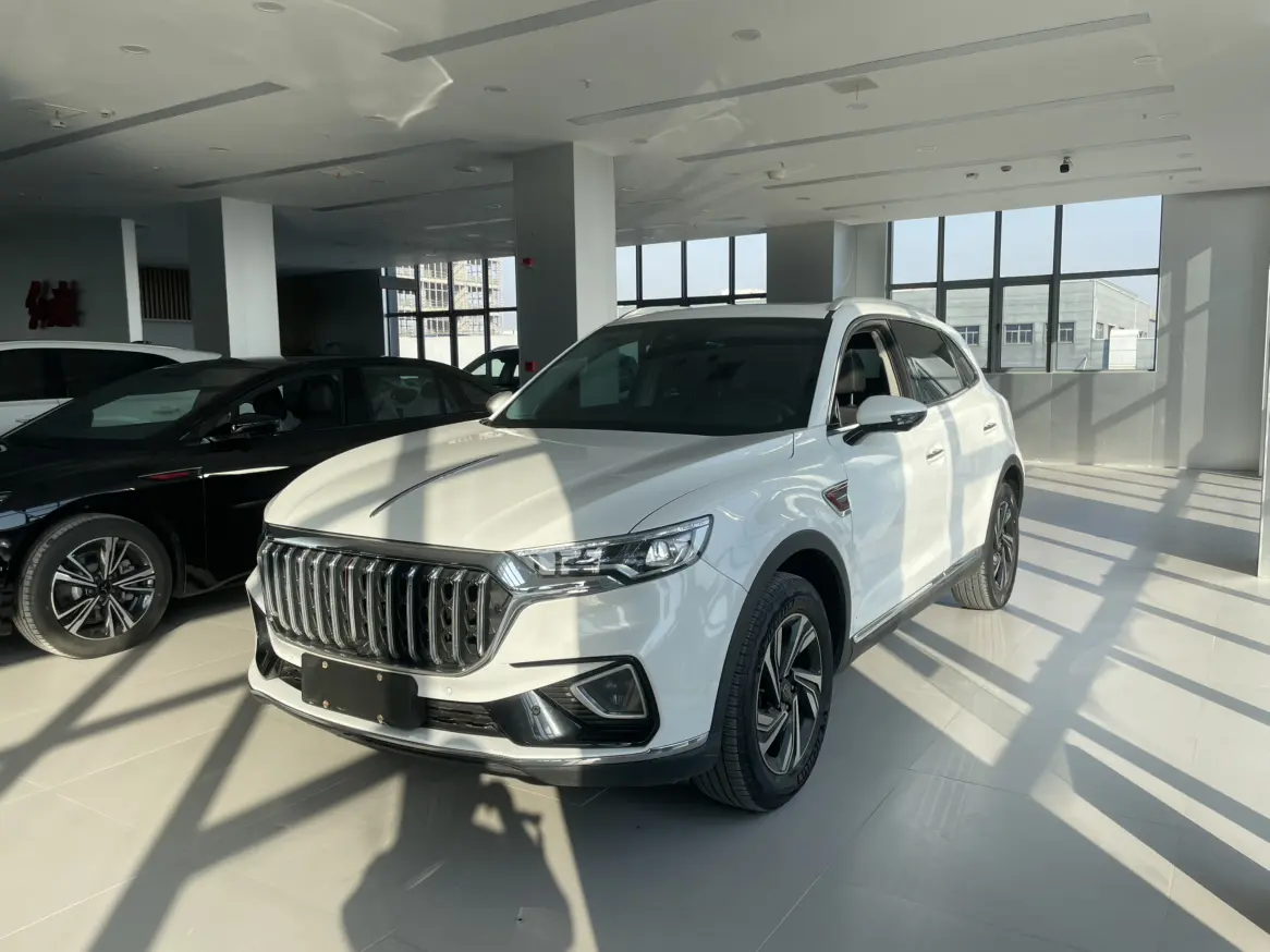 Hongqi HS5  из Китая