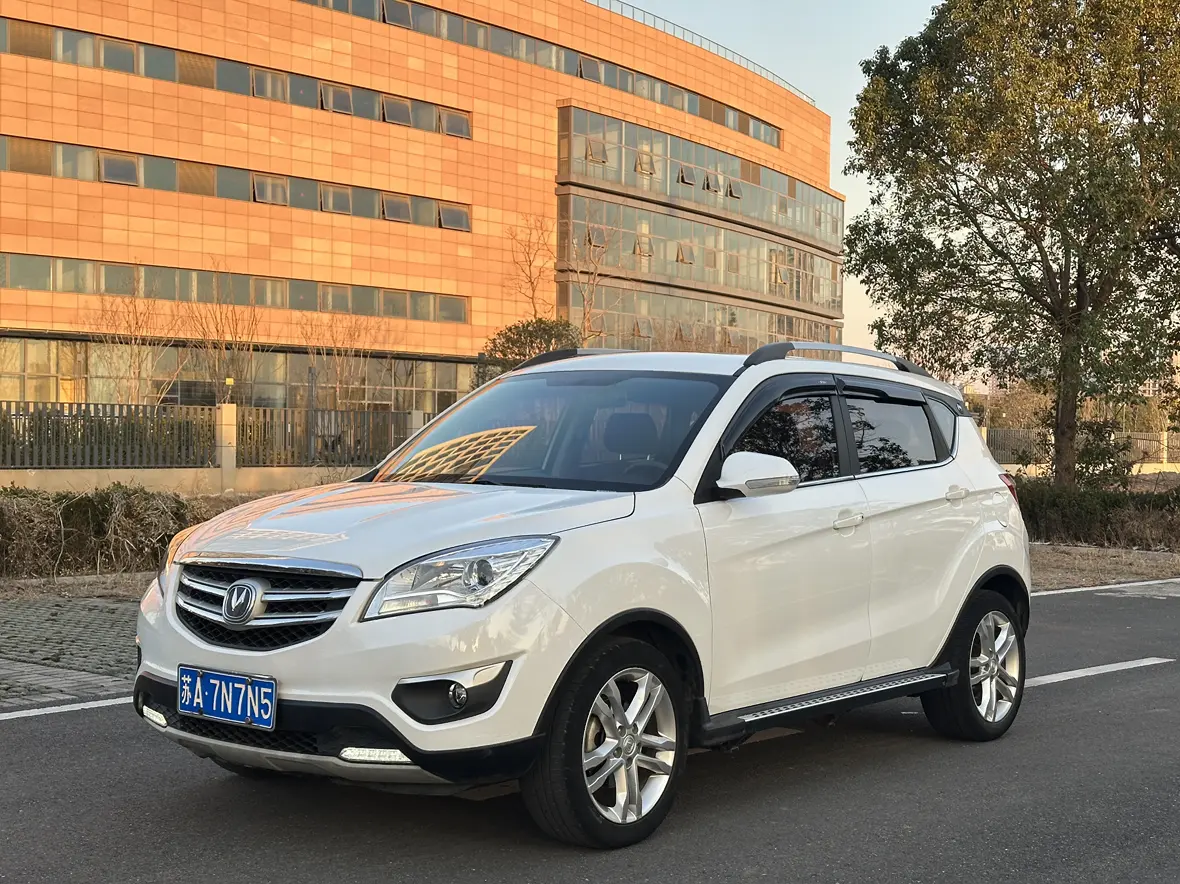 Changan CS35  из Китая
