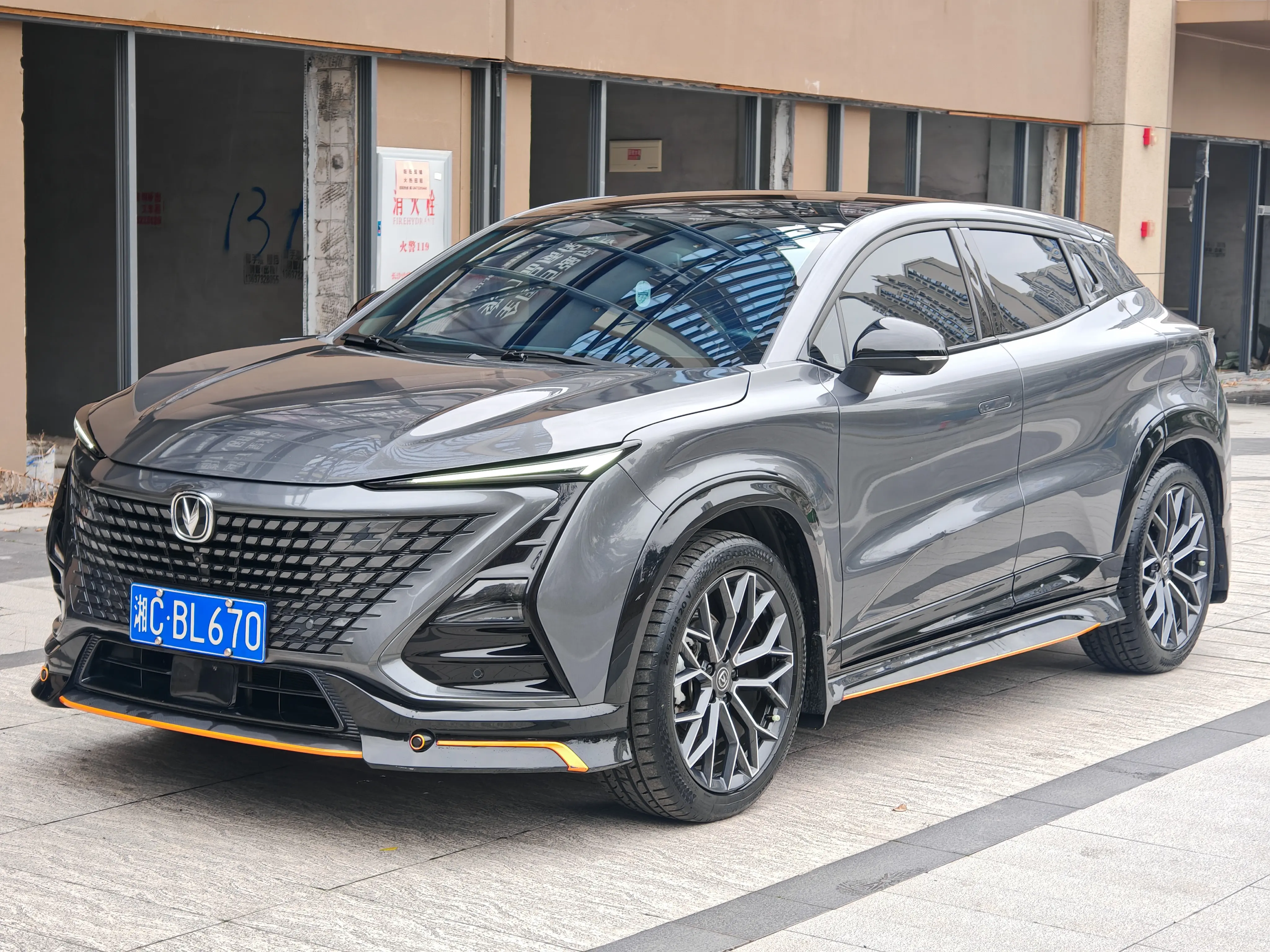 Changan UNI-T  из Китая