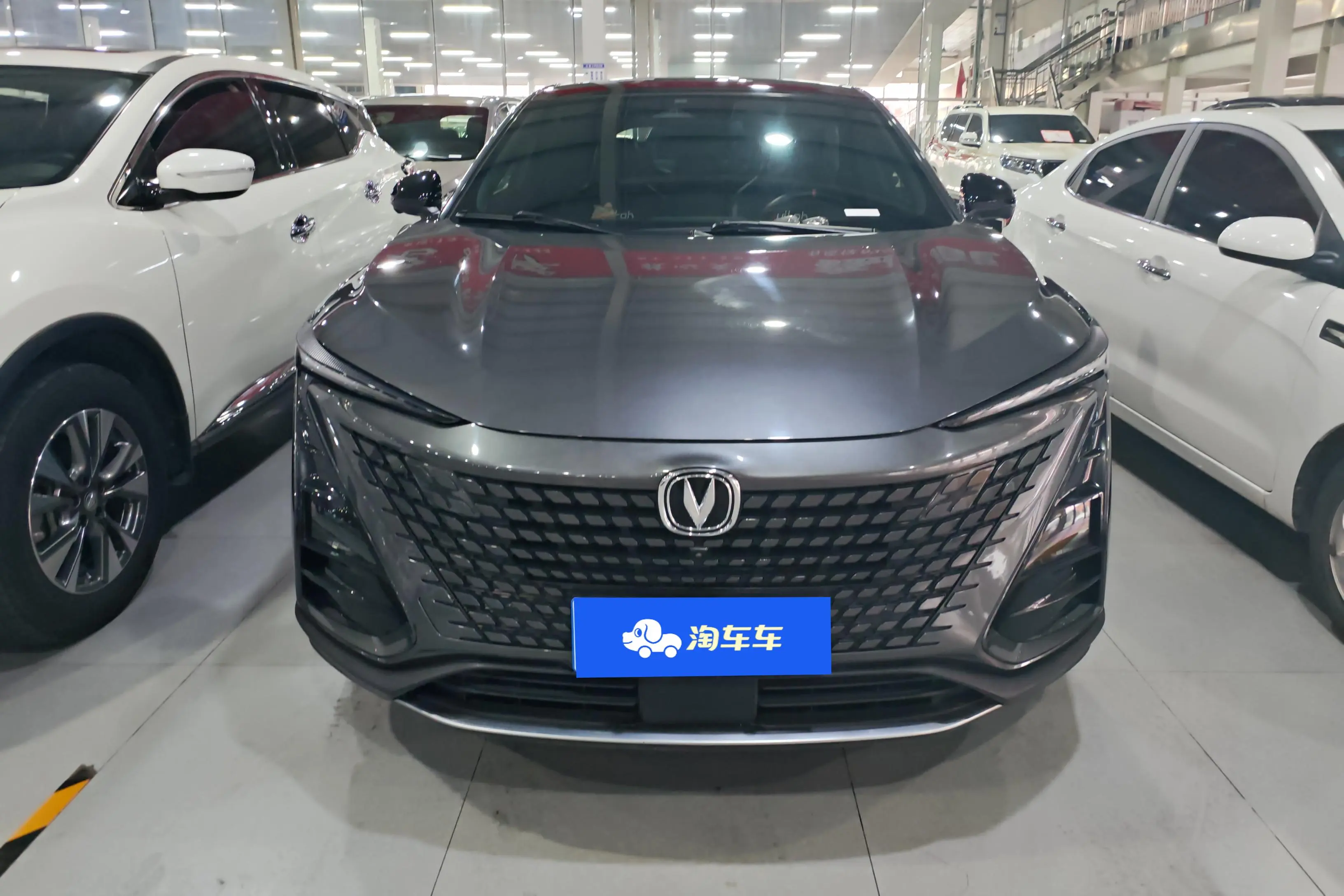 Changan UNI-T  из Китая