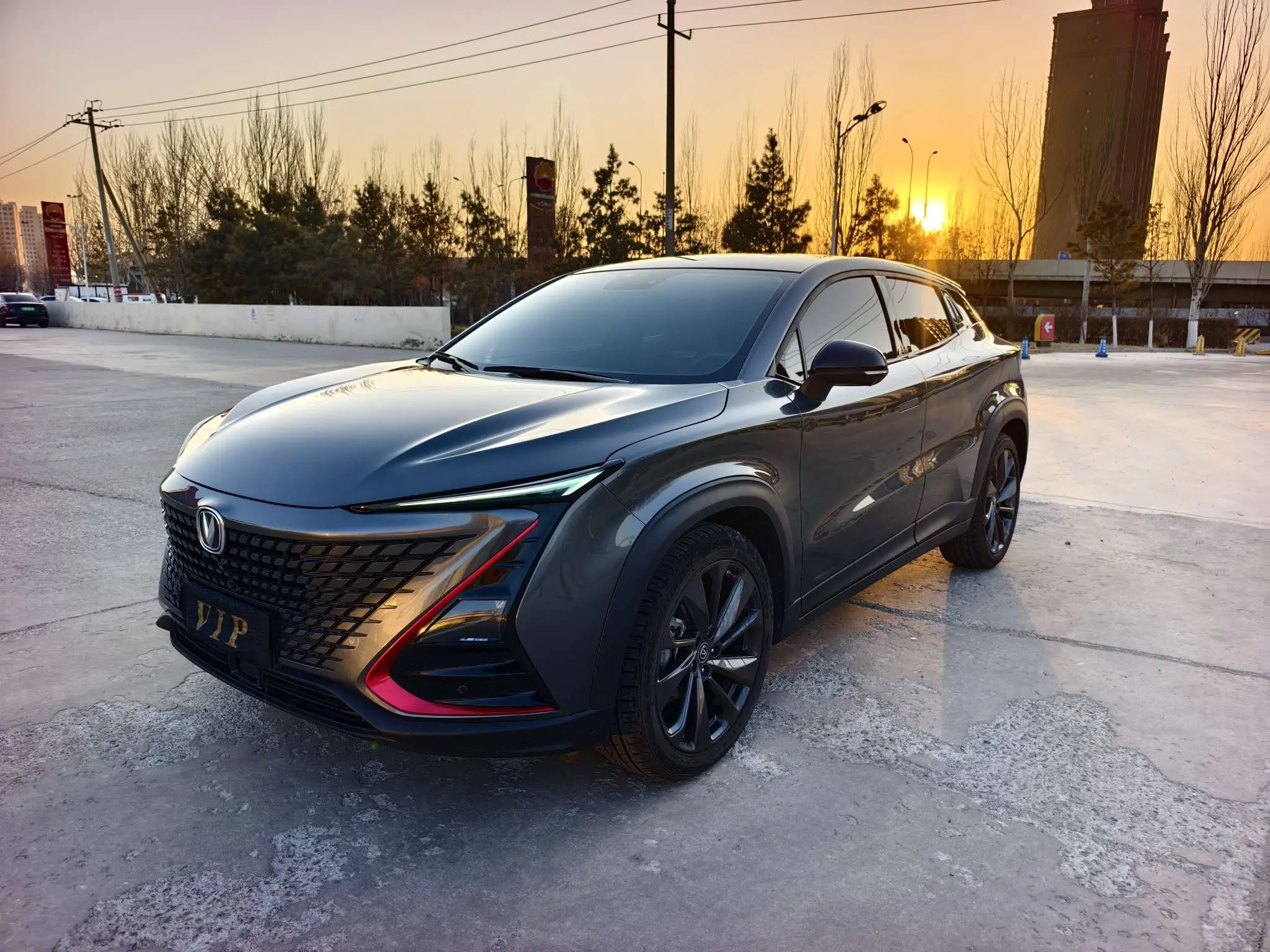 Changan UNI-T  из Китая