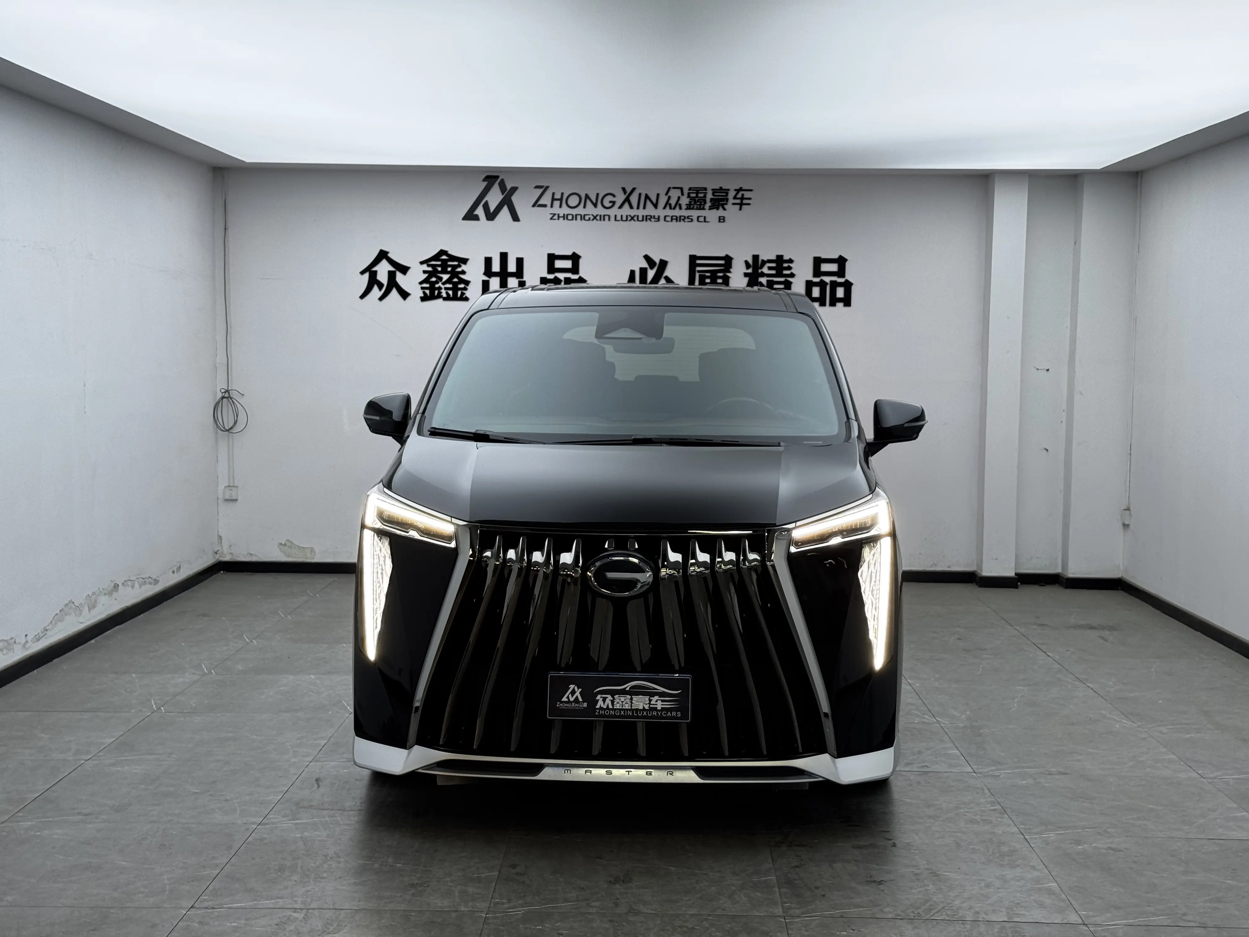 GAC Trumpchi M8  из Китая