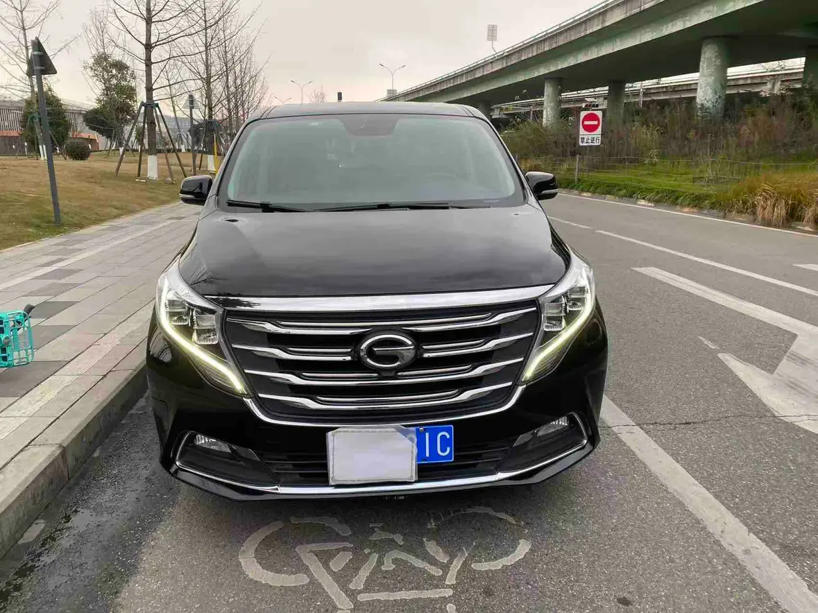 GAC Trumpchi M8  из Китая