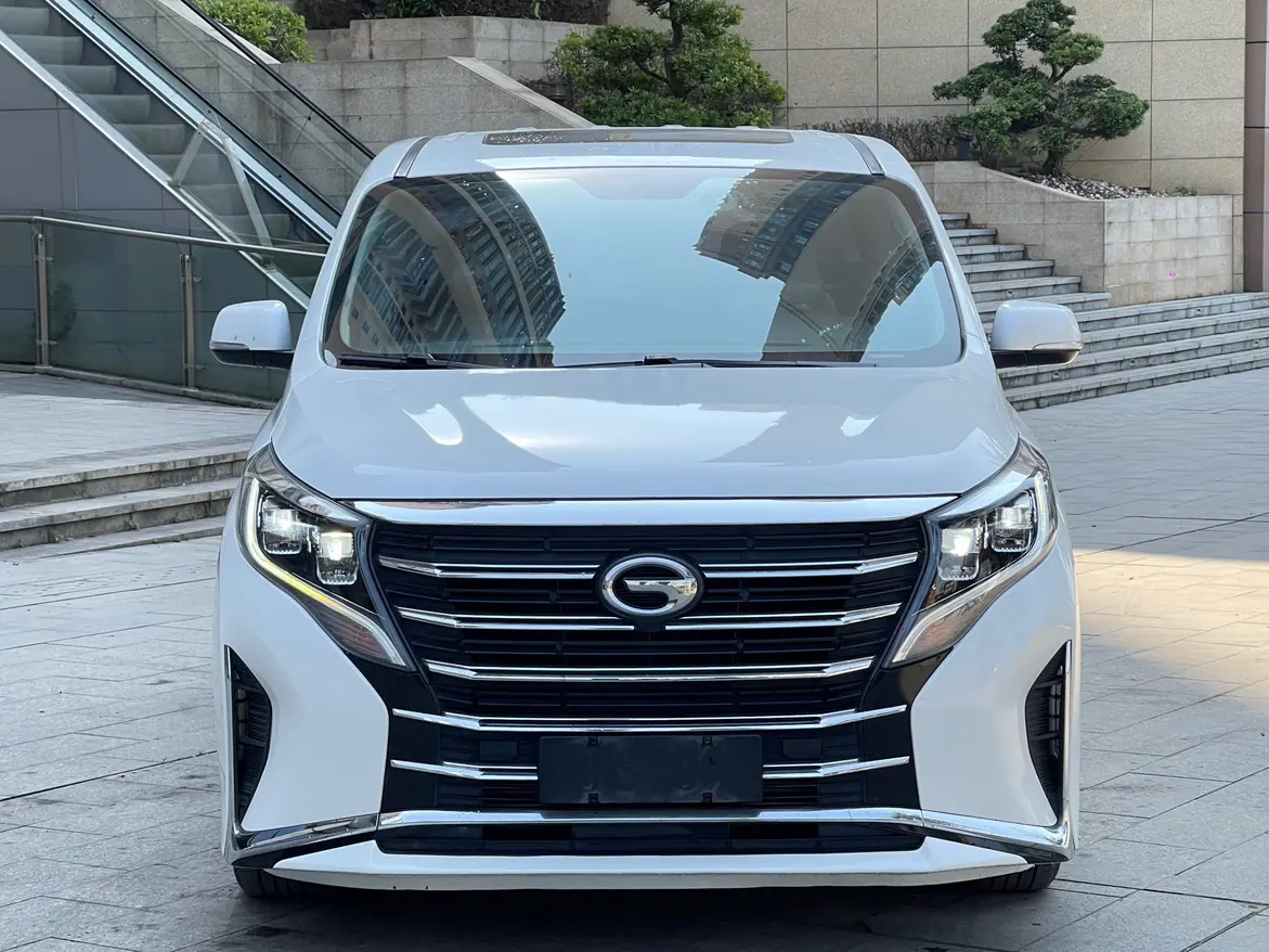 GAC Trumpchi M8  из Китая