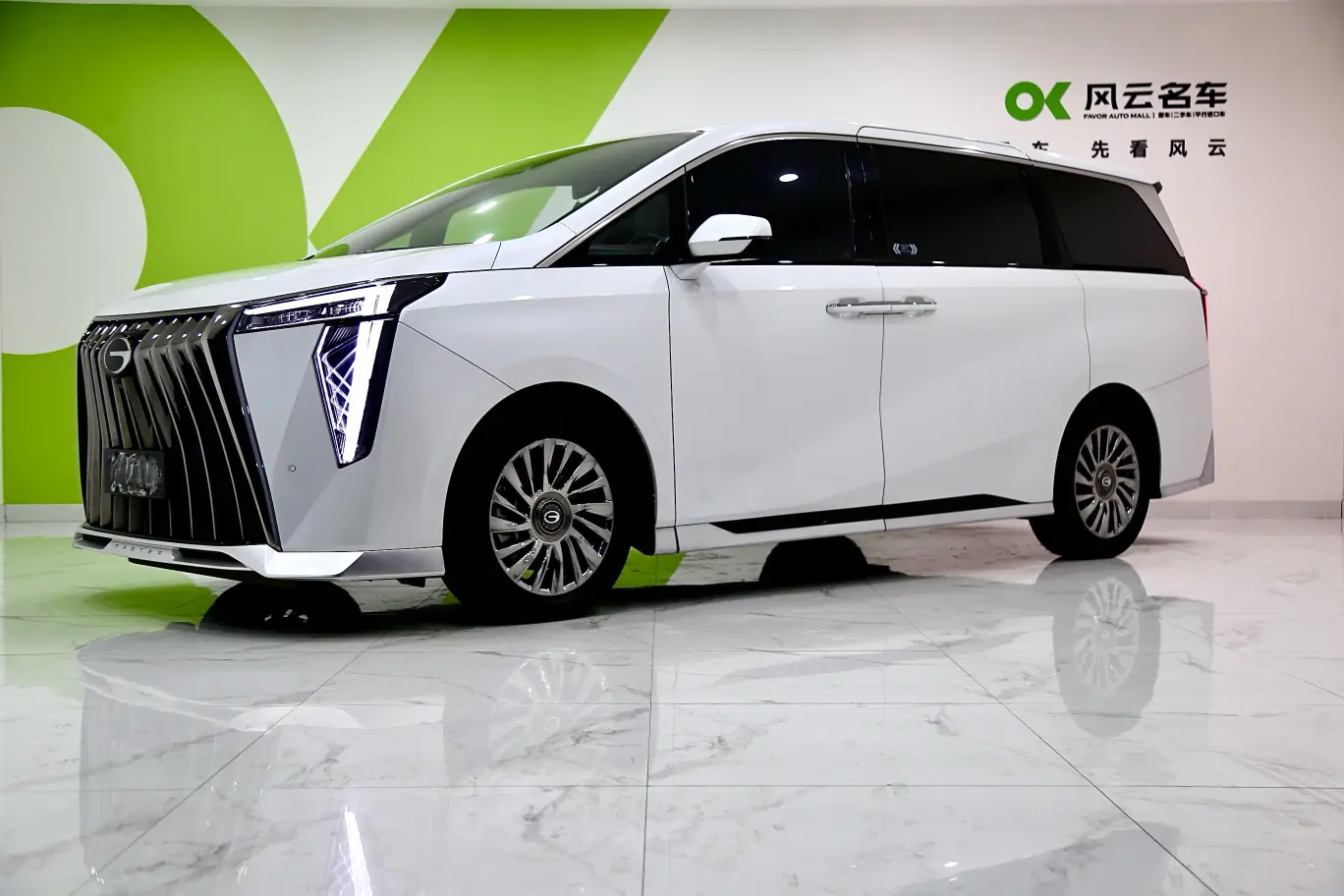 GAC Trumpchi M8  из Китая