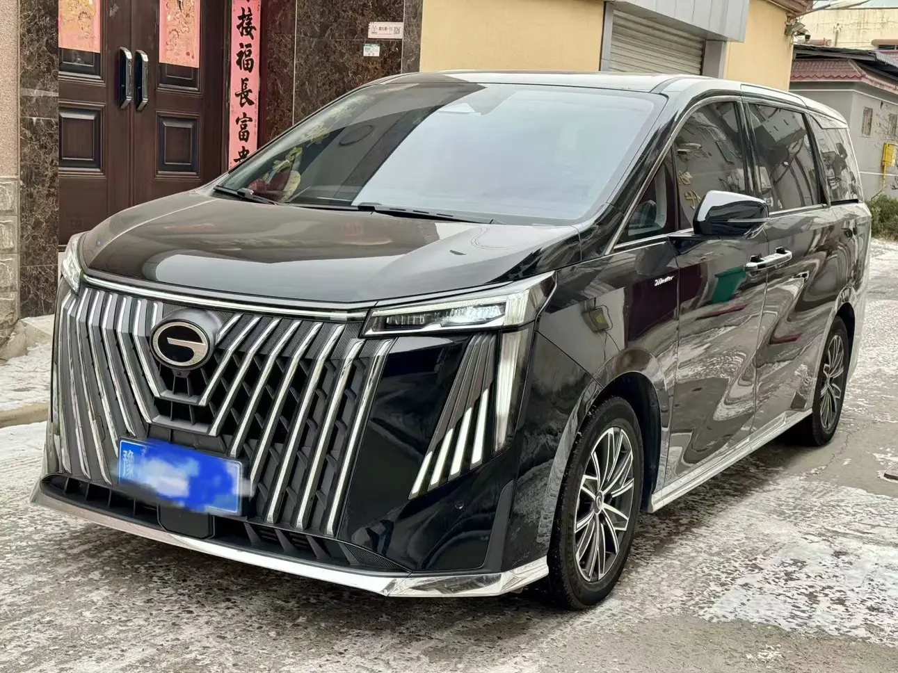 GAC Trumpchi M8  из Китая
