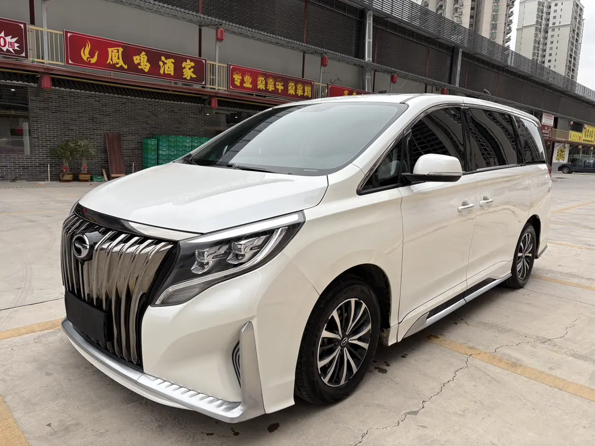 GAC Trumpchi M8  из Китая