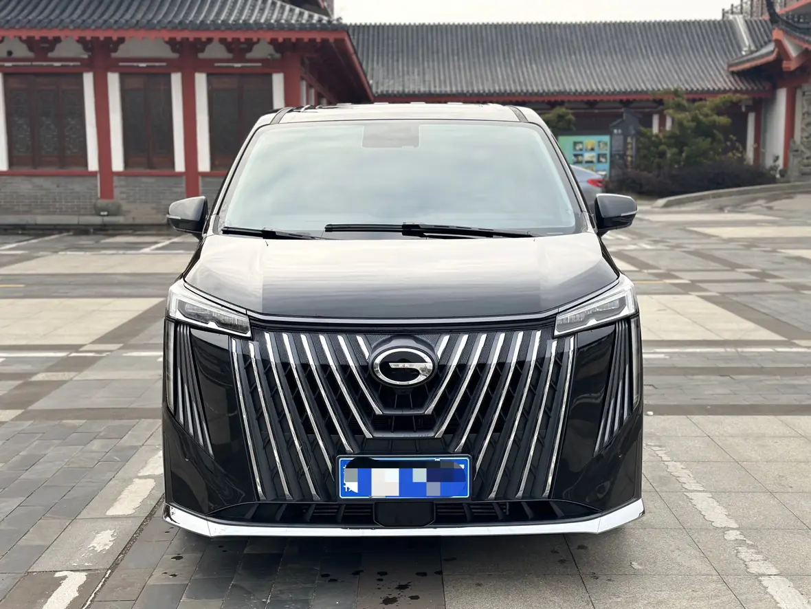 GAC Trumpchi M8  из Китая