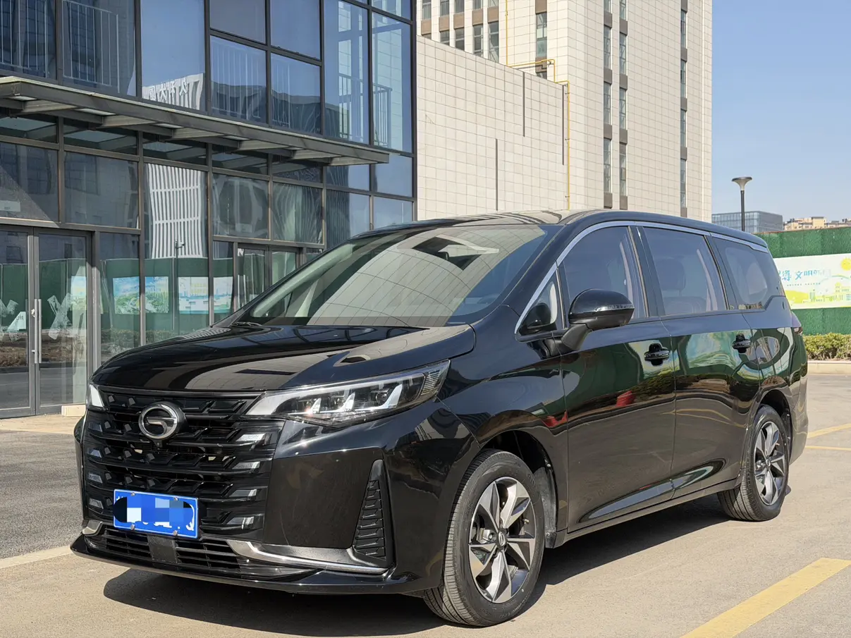 GAC Trumpchi M6  из Китая