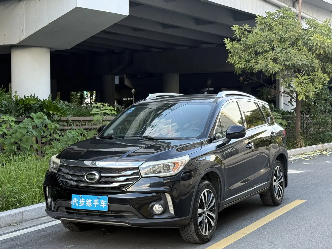 GAC Trumpchi GS4  из Китая