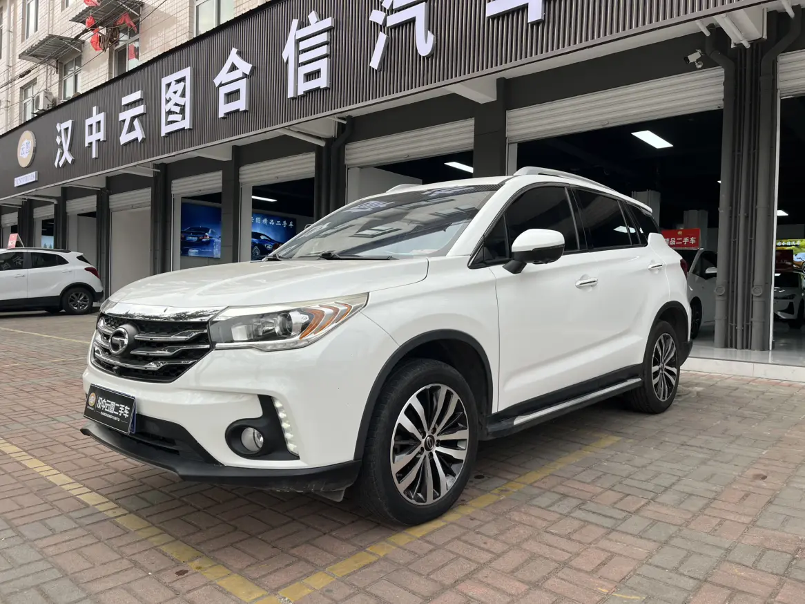 GAC Trumpchi GS4  из Китая