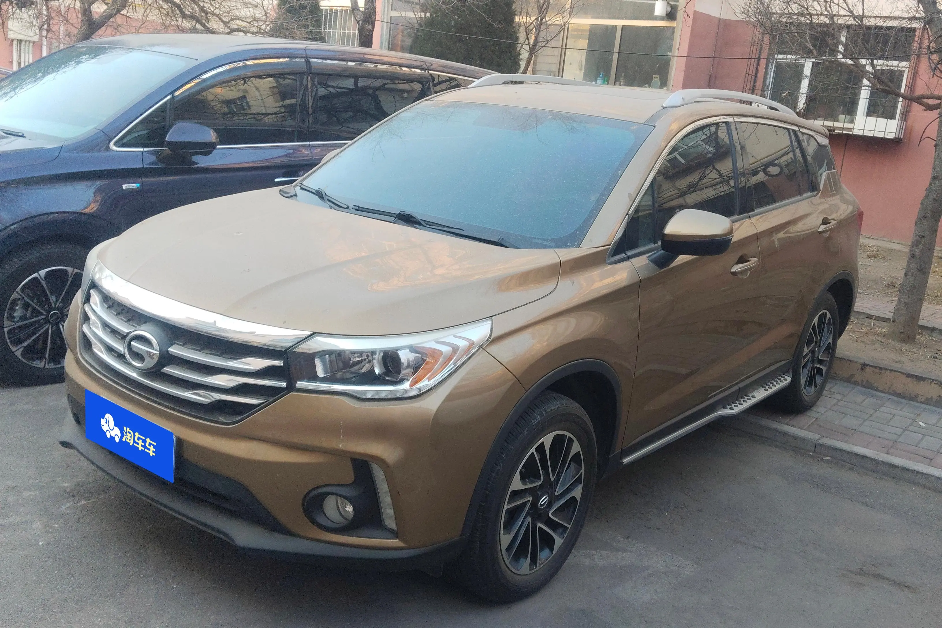 GAC Trumpchi GS4  из Китая