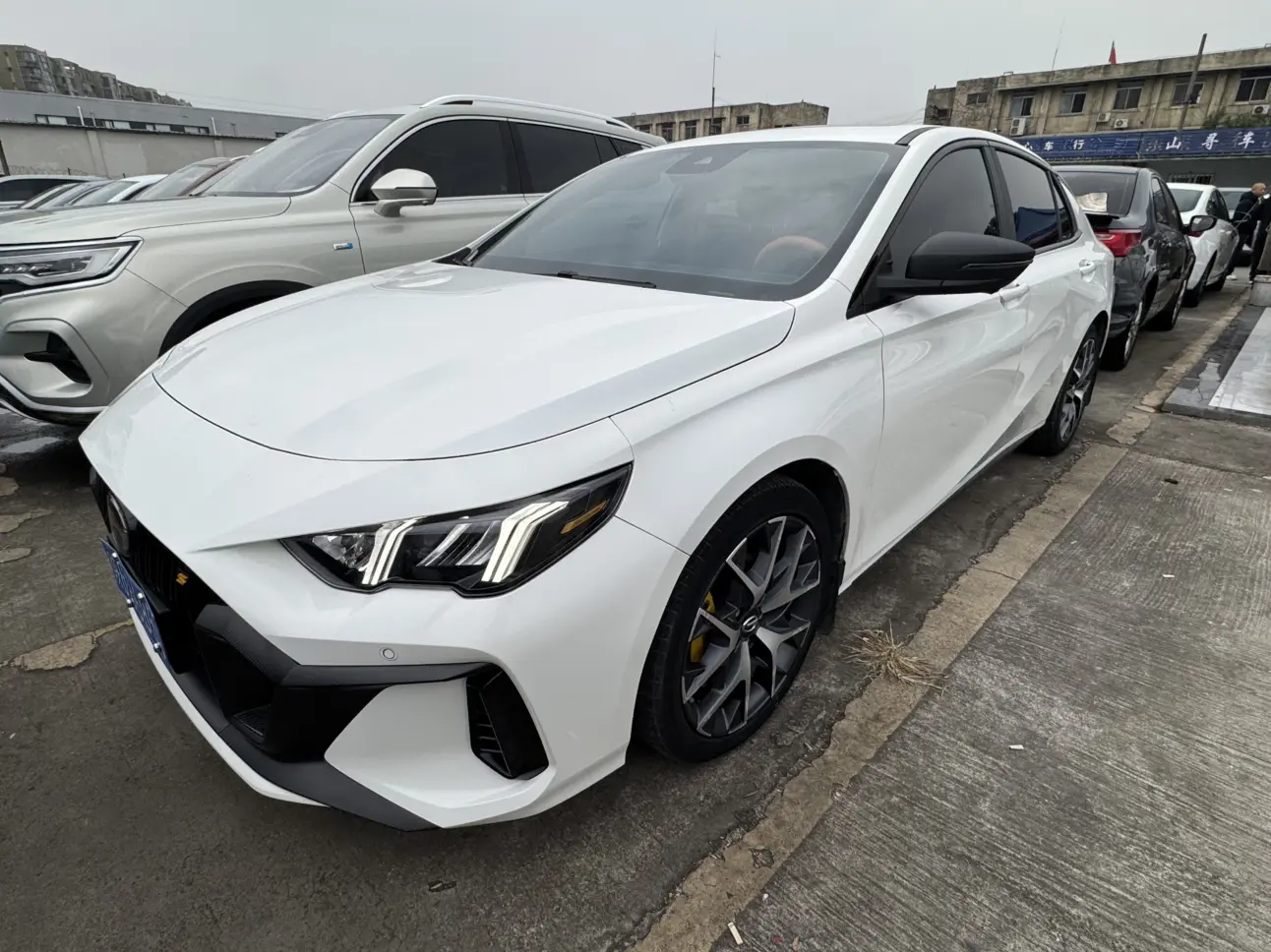 GAC Shadow Leopard  из Китая