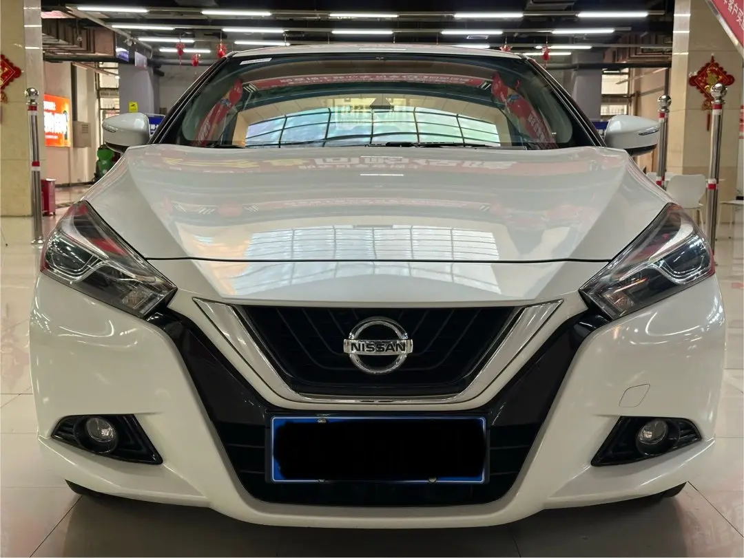 Nissan Bluebird  из Китая