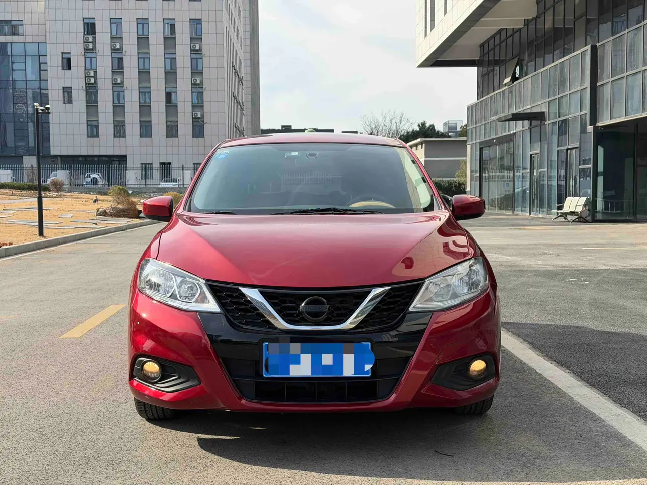 Nissan Tiida  из Китая