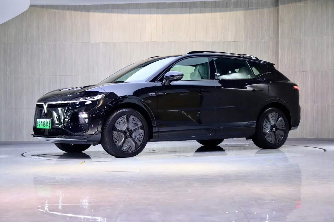 Voyah Courage  из Китая