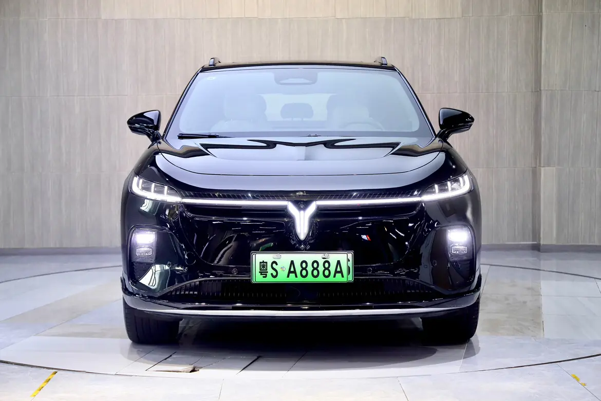 Voyah Courage  из Китая