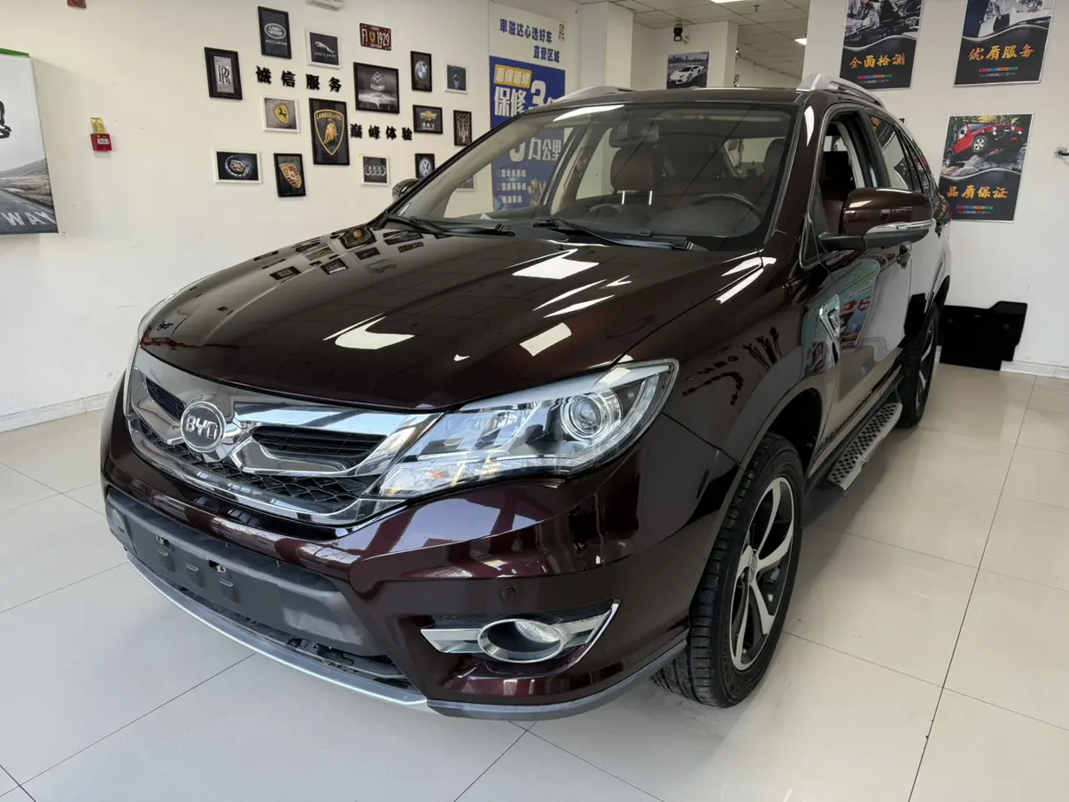 BYD S7  из Китая