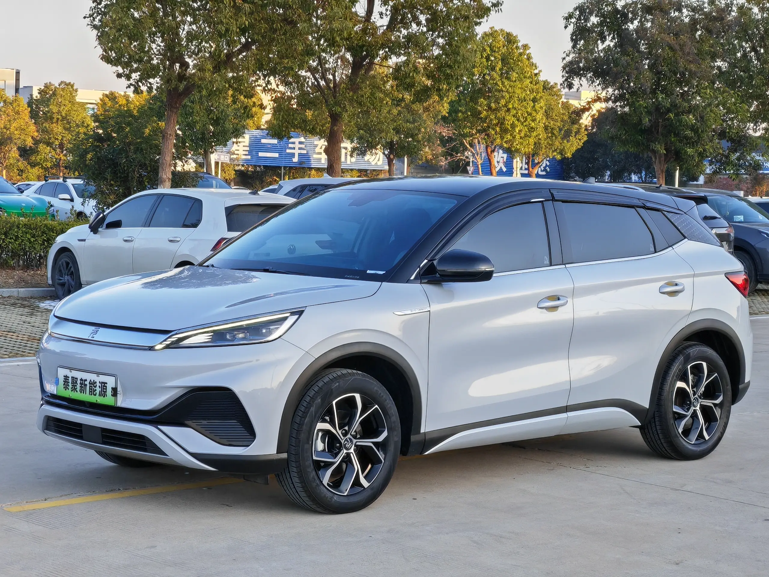 BYD Yuan PLUS  из Китая