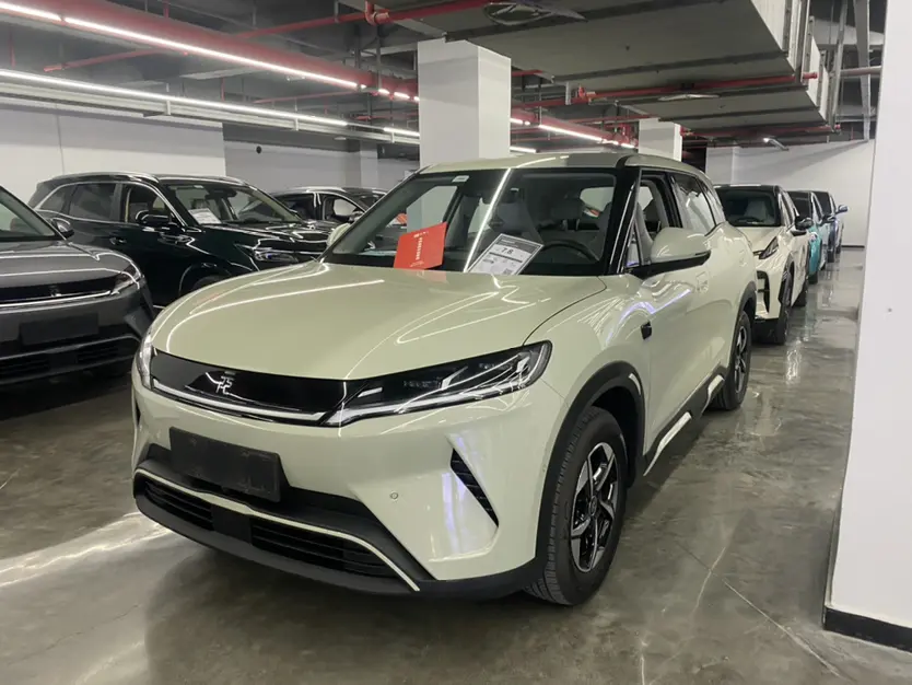 BYD Yuan UP  из Китая