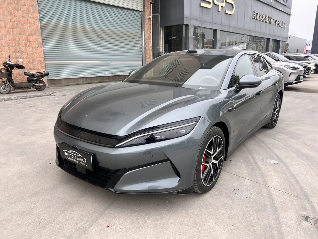 BYD Han L DM  из Китая