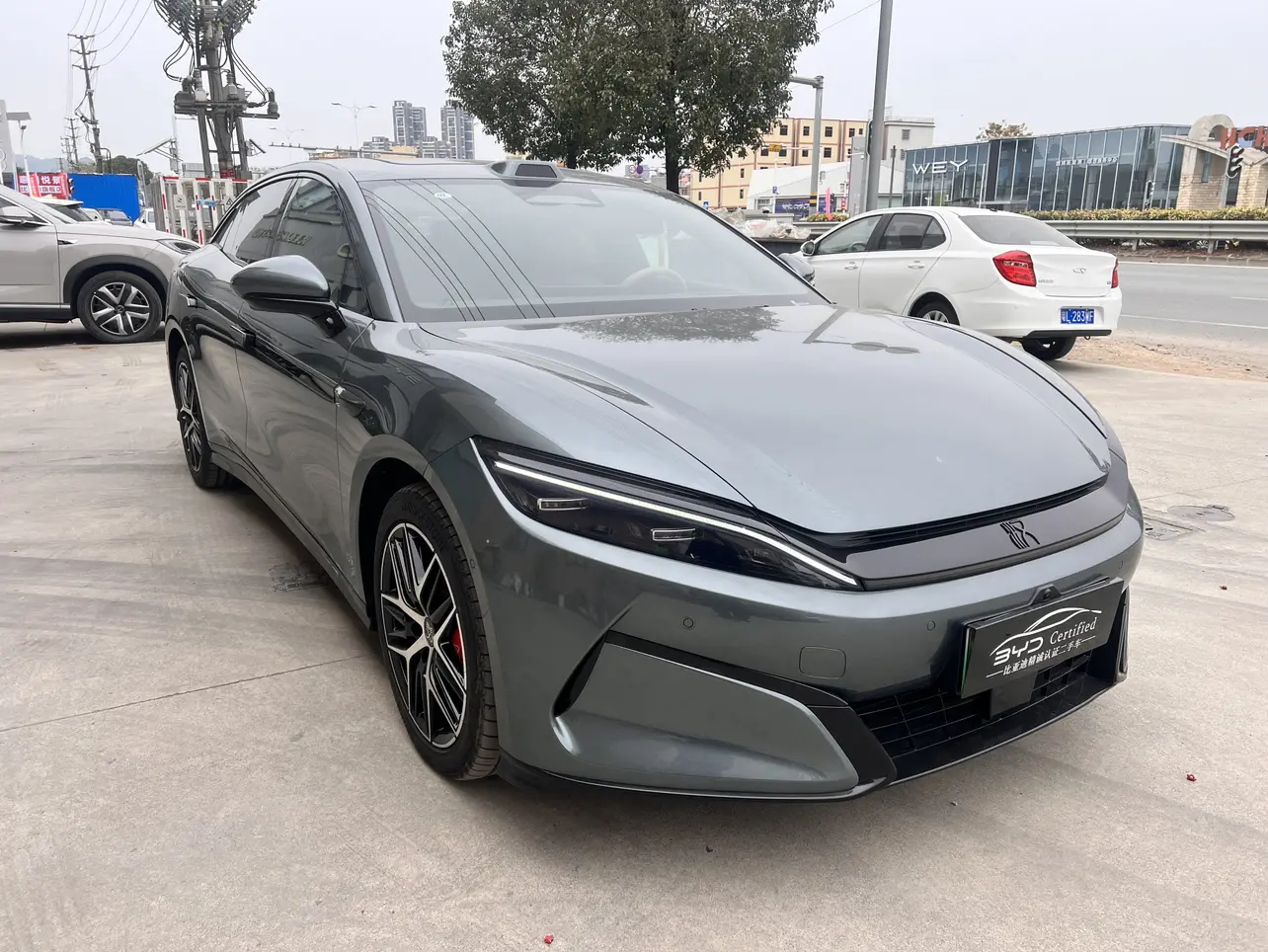 BYD Han L DM  из Китая