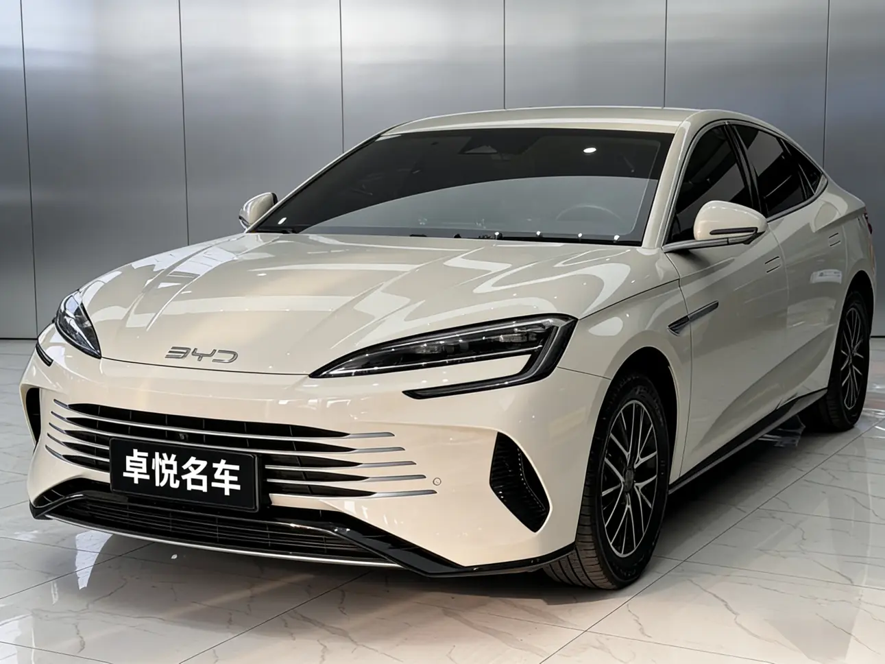 BYD Seal 07DM  из Китая