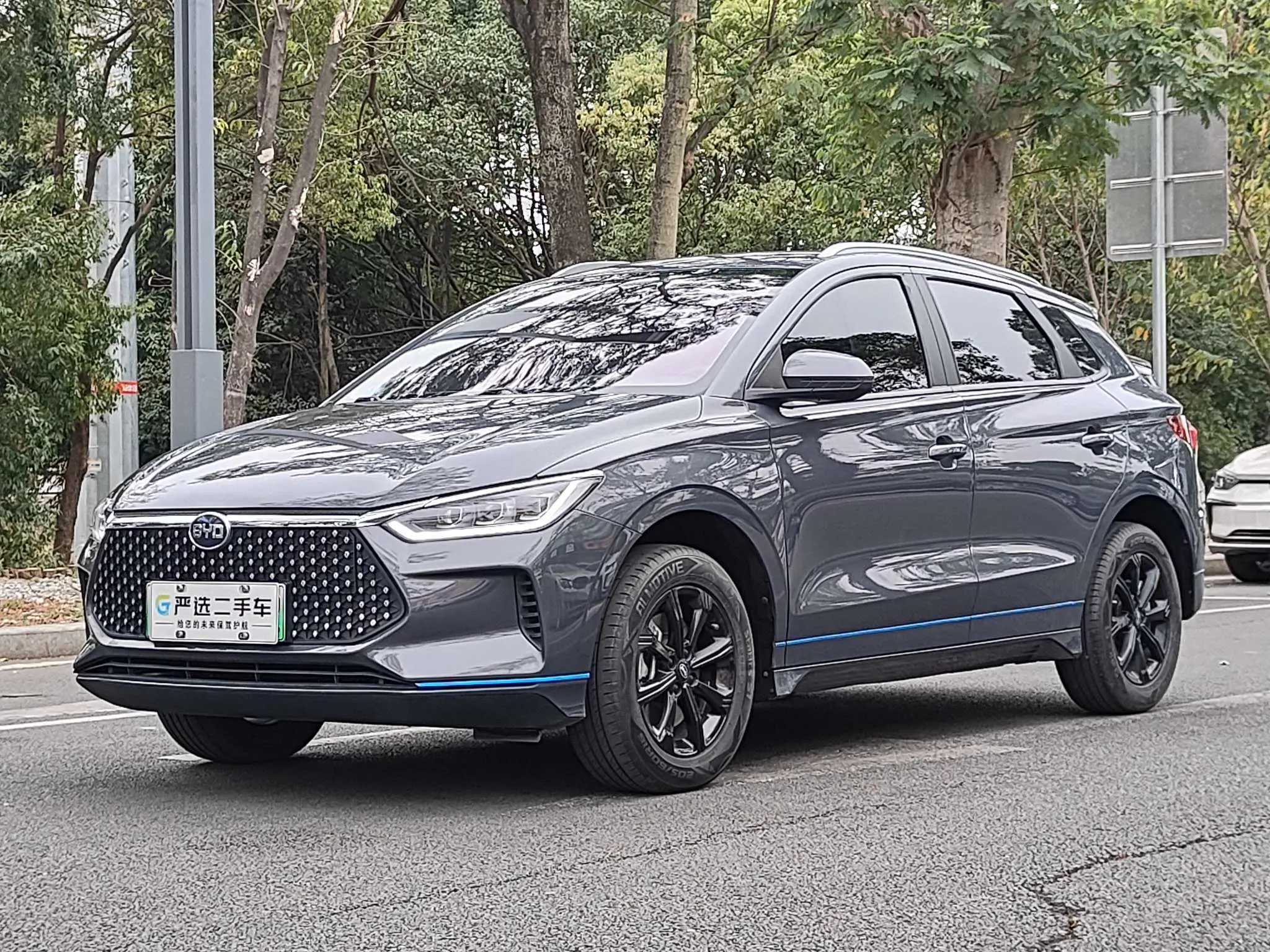 BYD e2  из Китая