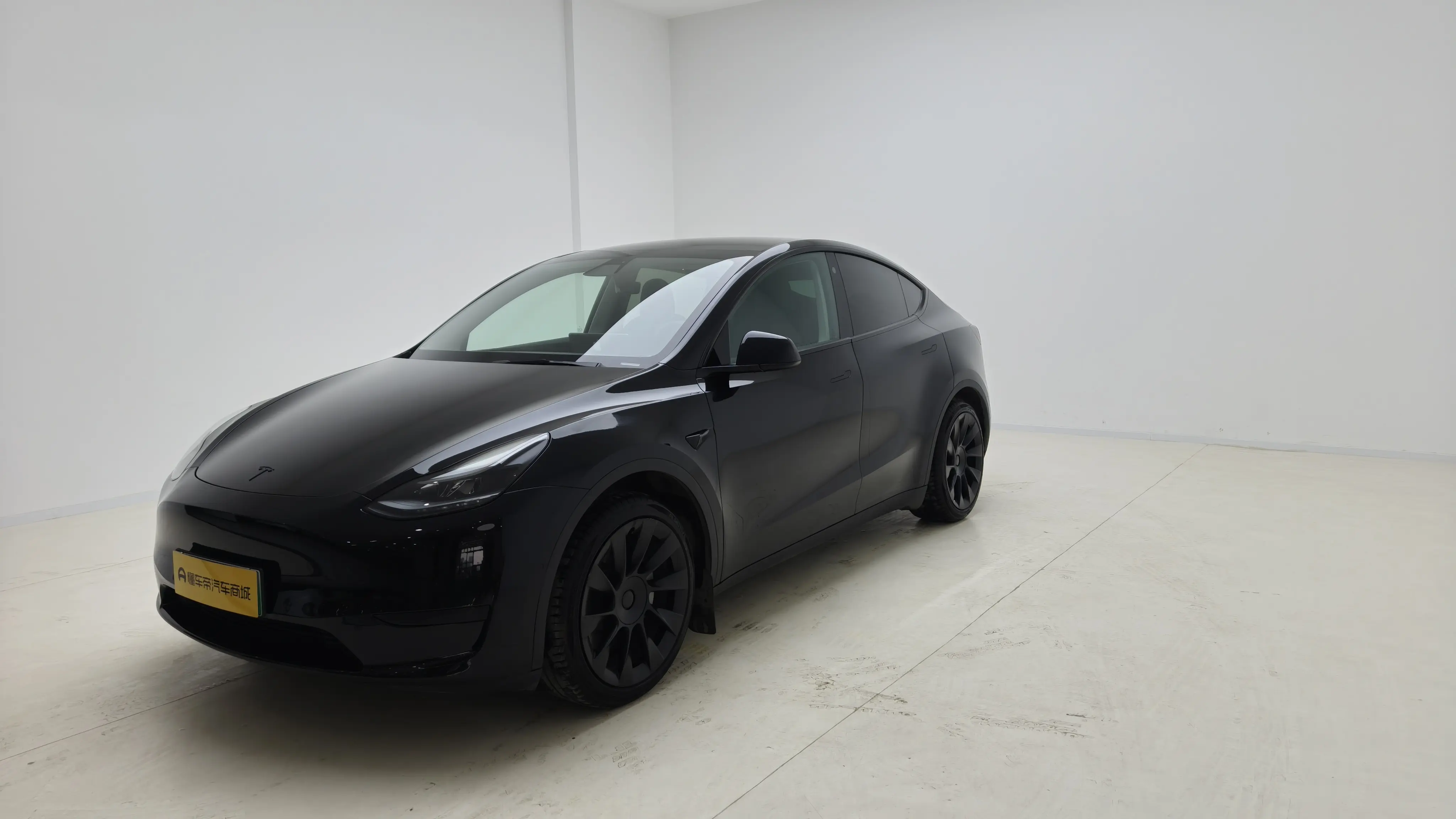 Tesla Model Y  из Китая