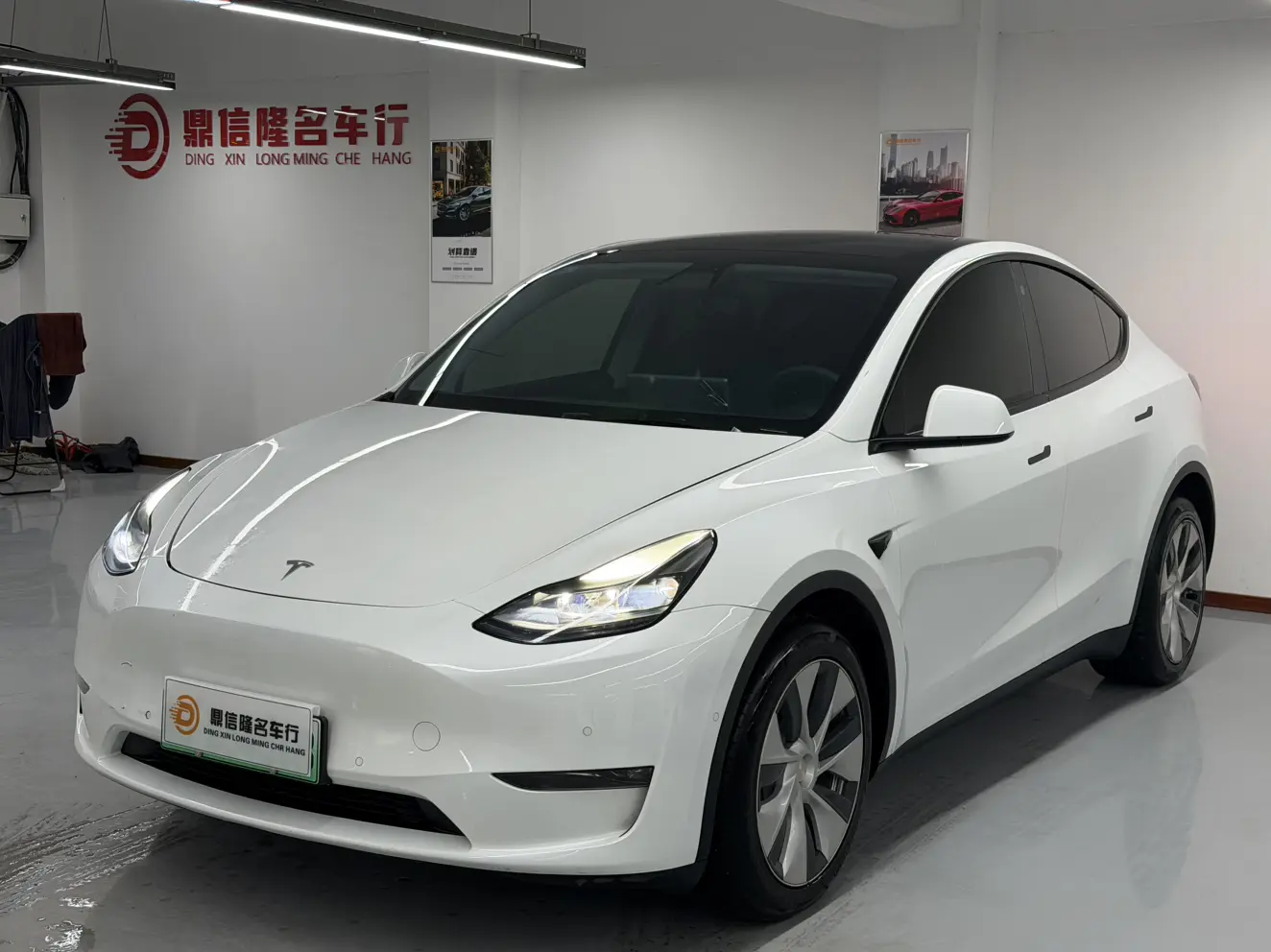 Tesla Model Y  из Китая